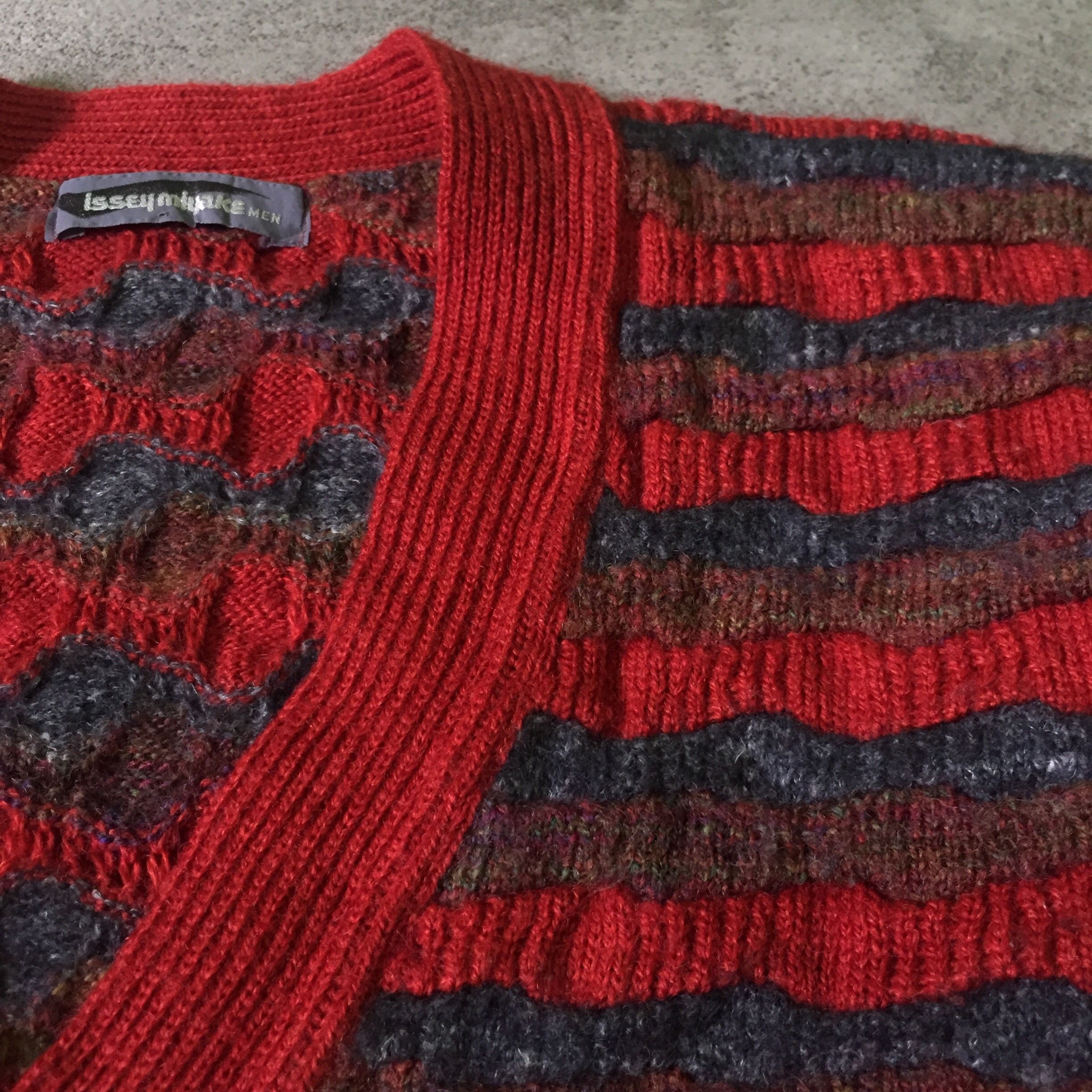 Issey Miyake Archive New 80s Issey Miyake 3D Knit Sweater Cardigan Size US M / EU 48-50 / 2 - 4 Thumbnail