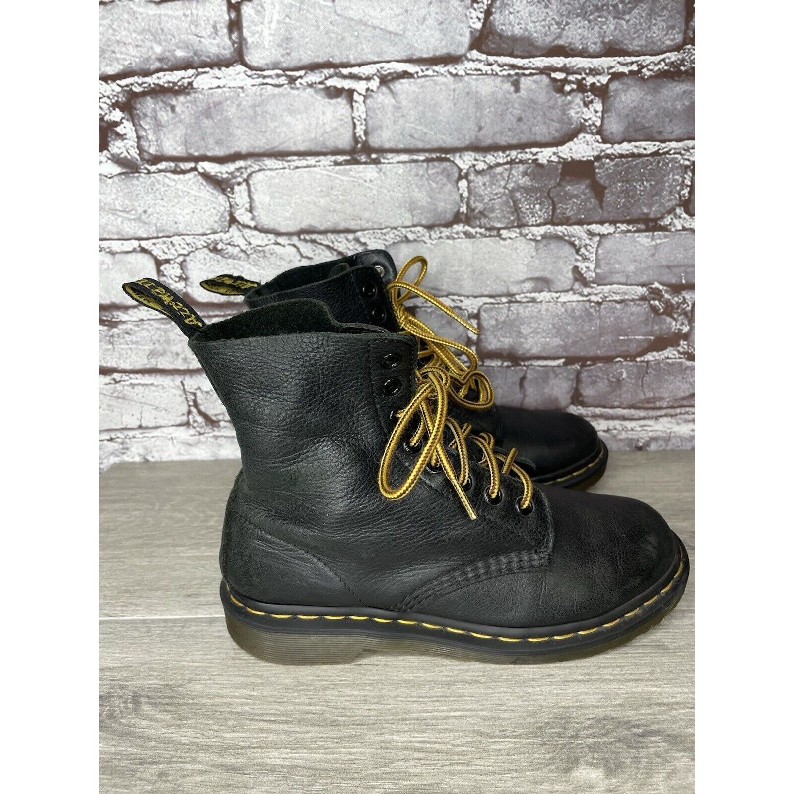 Dr. Martens Dr Doc Marten’s Pascal Black Leather Lace Up Combat Boots Wo Size US 7 / IT 37 - 20 Thumbnail