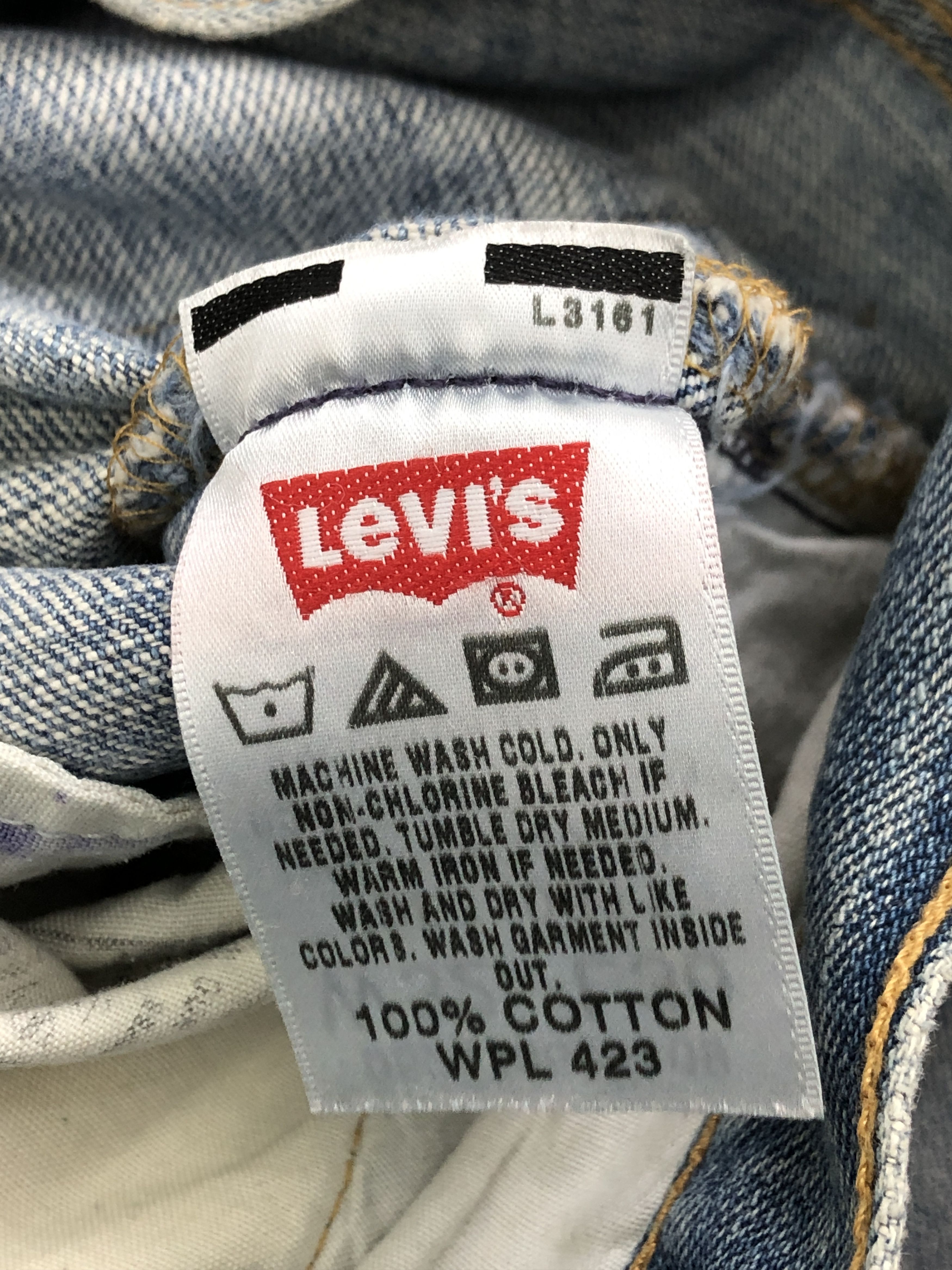 Levi's × Vintage Light Blue Washed Vintage Levis 501 Jeans Size US 32 / EU 48 - 7 Thumbnail