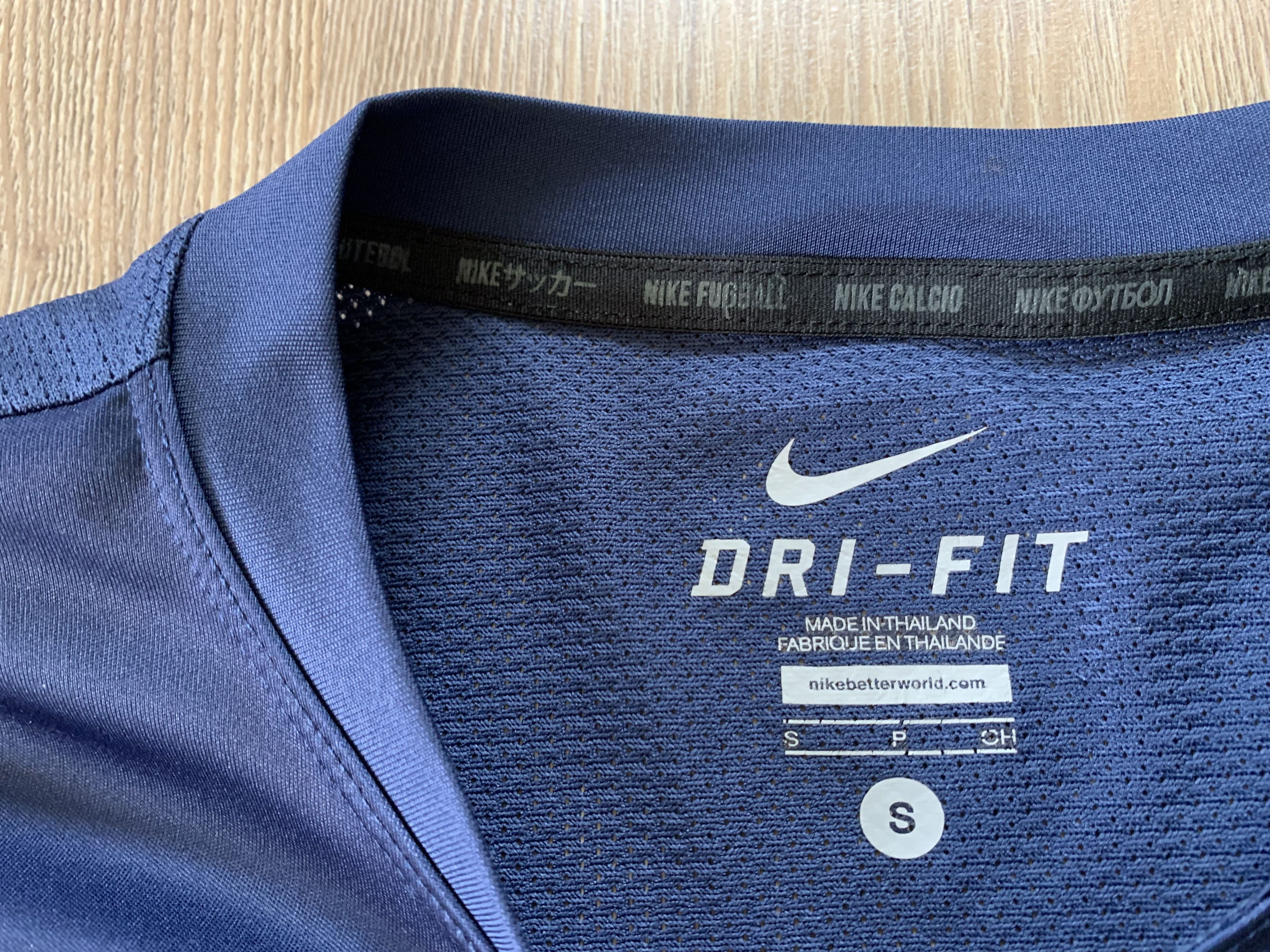 Nike Nike Manchester United Training Shirt 2013-2014 Size US S / EU 44-46 / 1 - 8 Thumbnail