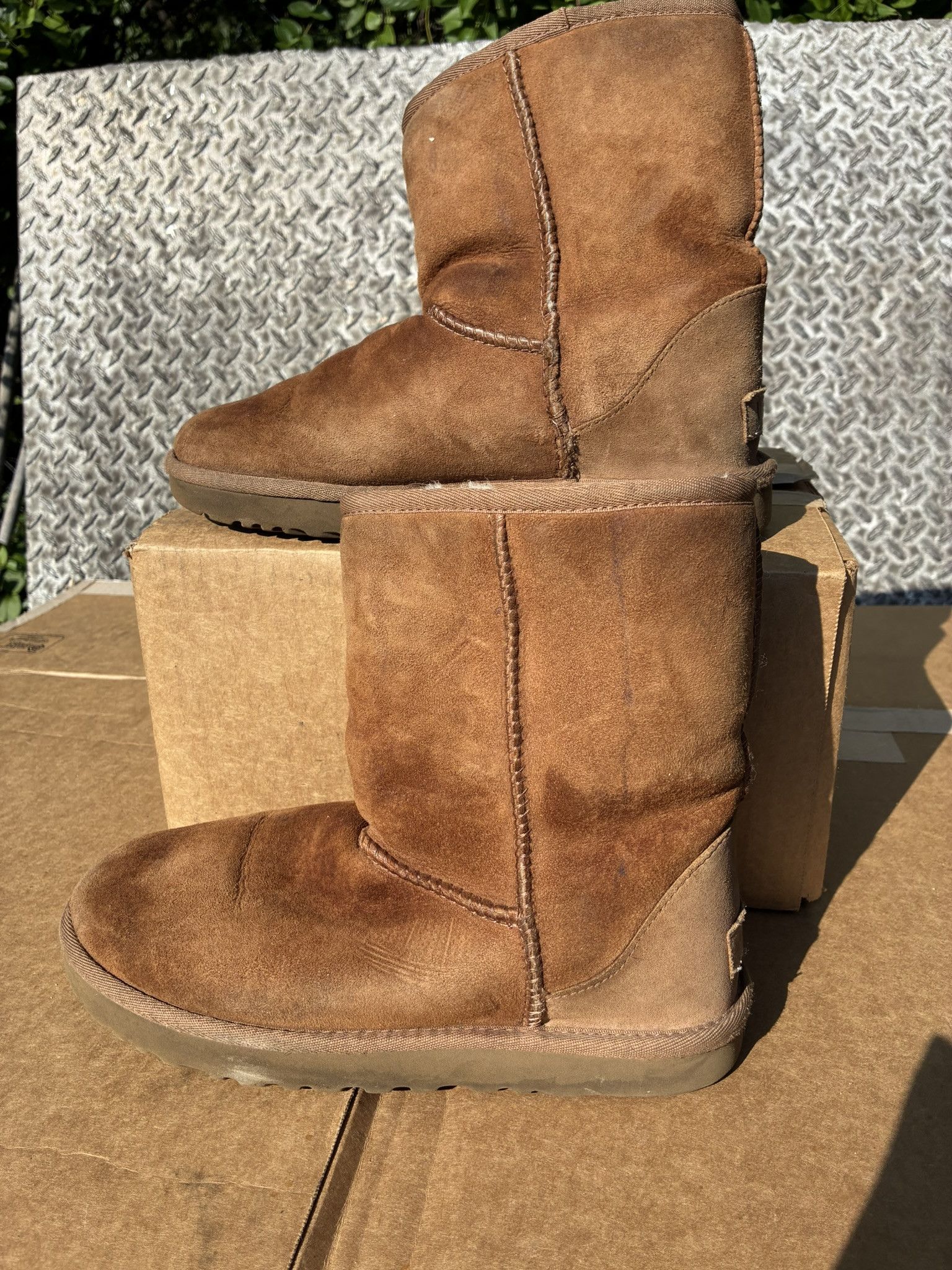 Ugg UGG Australia Classic Short II Boots Women Size 7 Size US 7 / IT 37 - 1 Thumbnail