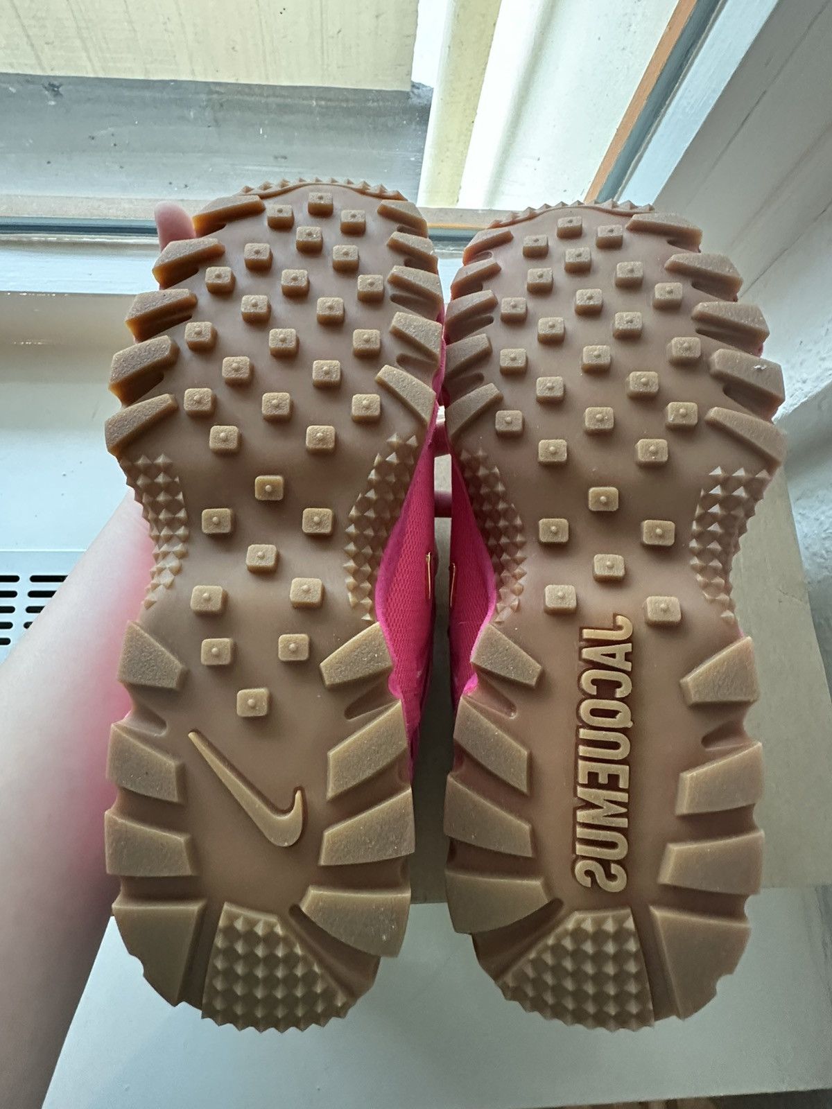 Jacquemus × Nike Nike x Jacquemus Humara Pink Flash - Women’s 10/Men’s 8.5 Size US 10 / IT 40 - 9 Thumbnail