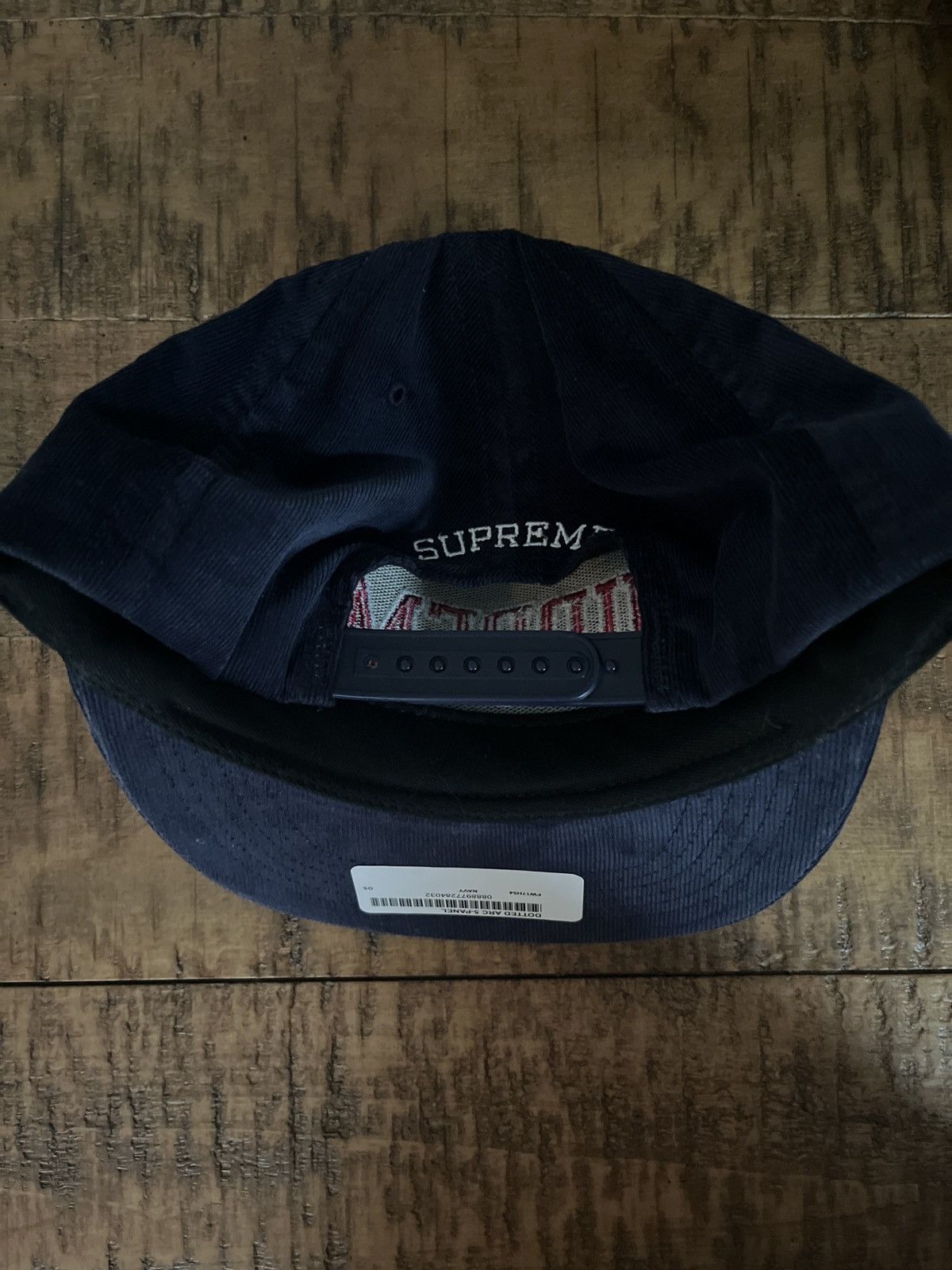Supreme BRAND NEW Supreme Dotted Arc 5-Panel Navy Hat F/W17 Size ONE SIZE - 3 Thumbnail
