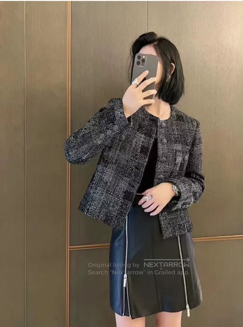 Chanel Chanel Classic plaid diamond buckle round-neck jacket Size XS / US 0-2 / IT 36-38 - 8 Thumbnail