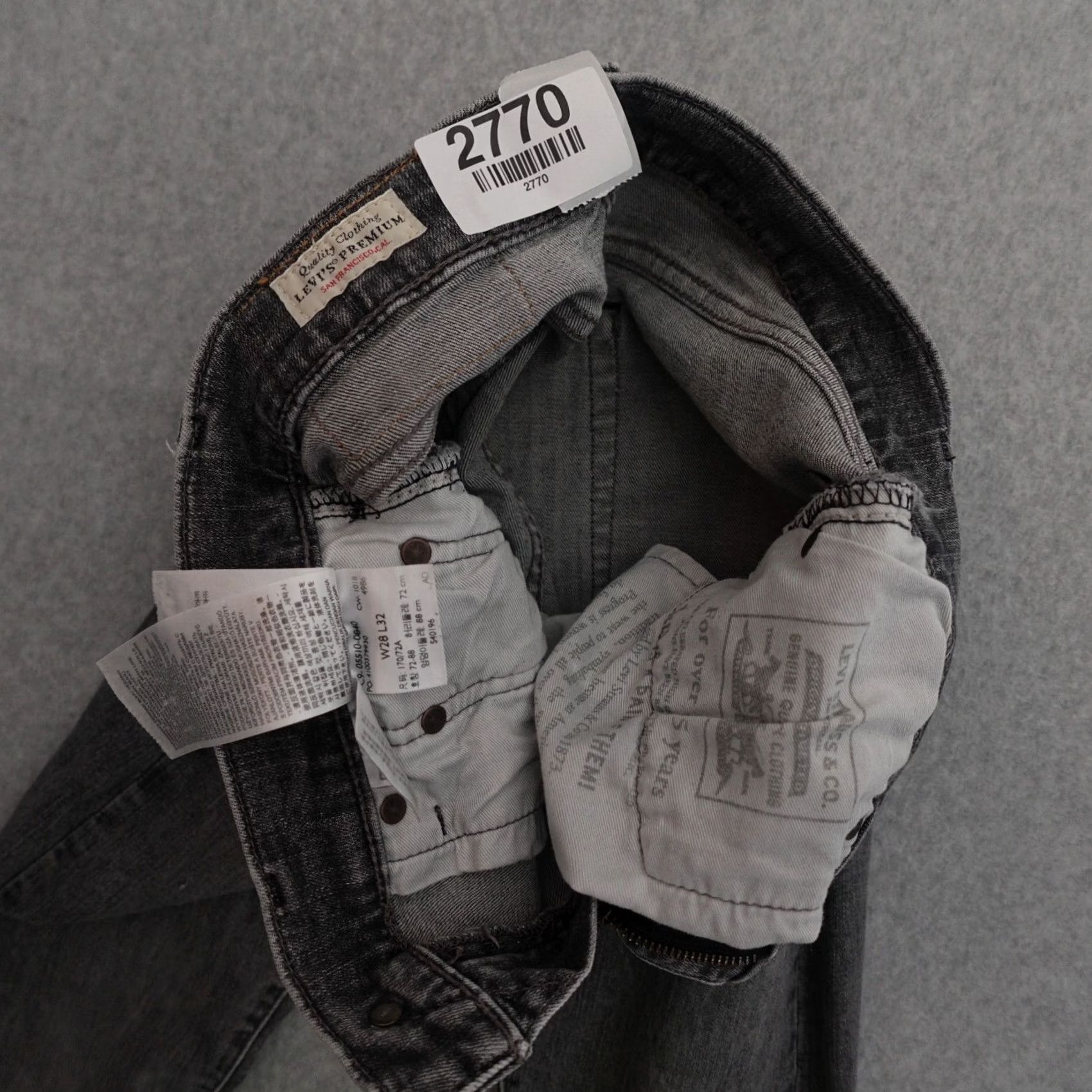 Levi's LEVI'S 510 Jeans Skinny 28 Gray Mens Adult Denim Regular Inseam 30 MEASUREMENTS PROVIDED IN PICTURES Size US 28 / EU 44 - 3 Thumbnail