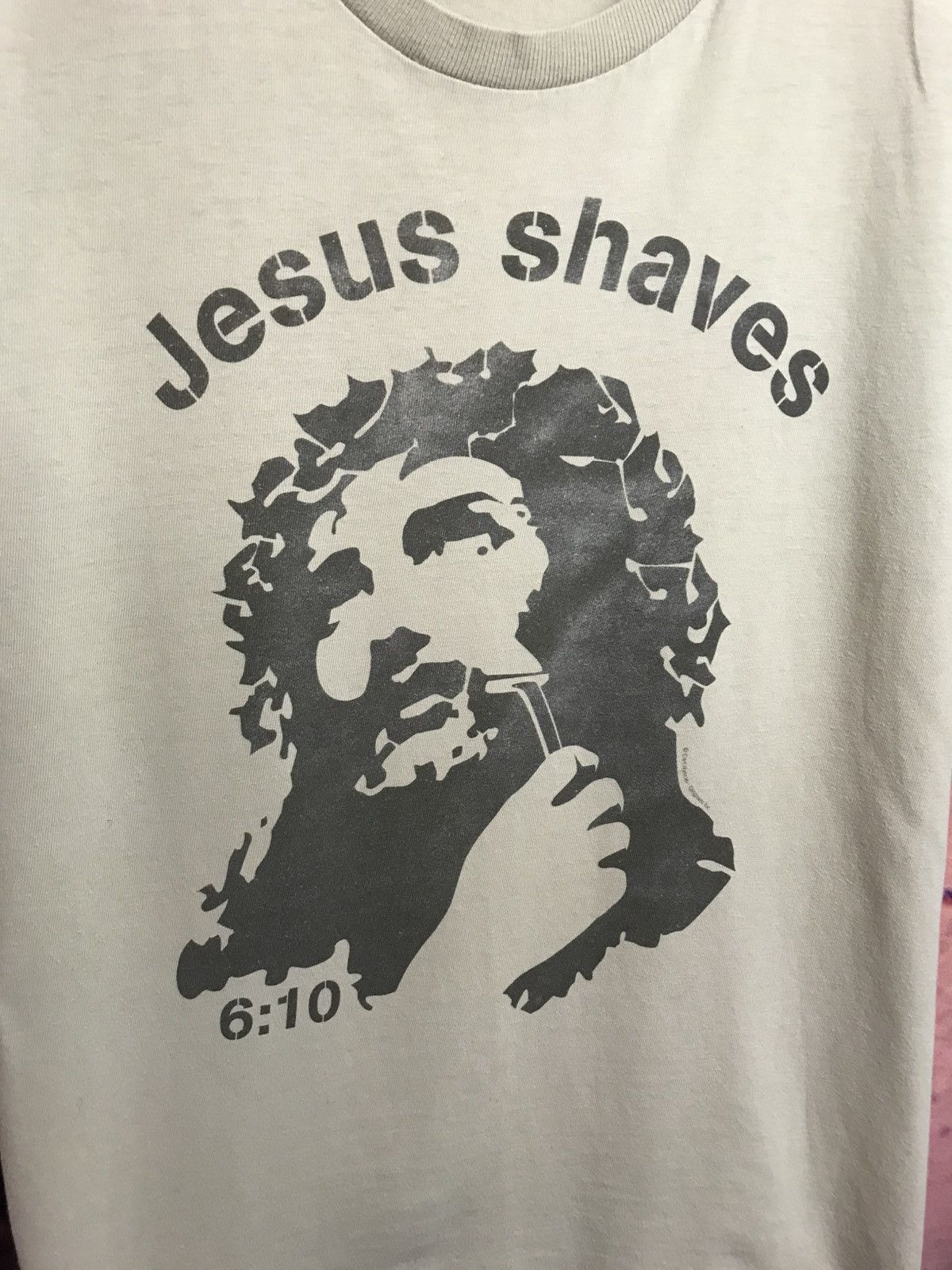 Other × Vintage Jesus Shaves 6:10 t shirt Size US M / EU 48-50 / 2 - 3 Thumbnail