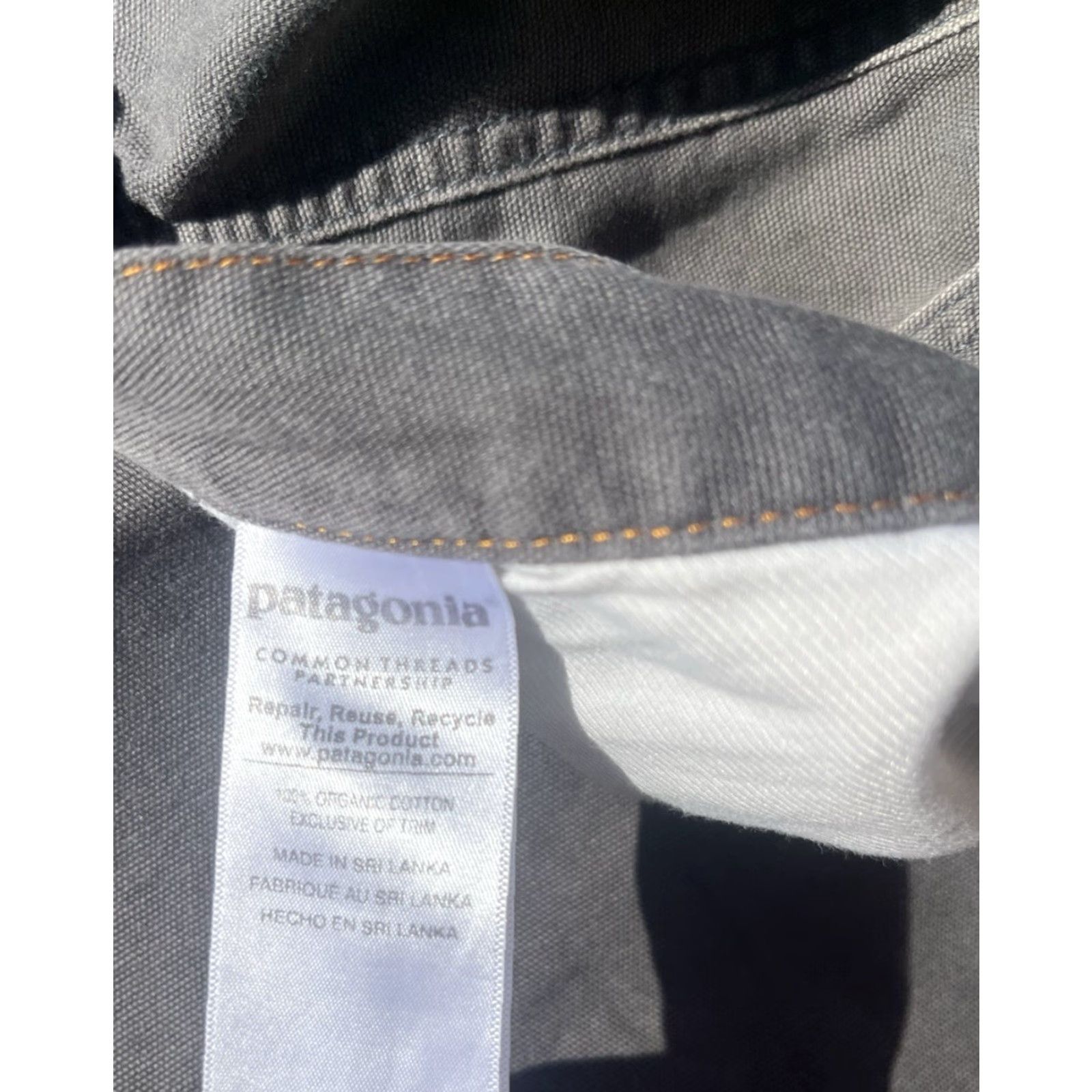 Patagonia VINTAGE Patagonia Pants Gray Solid 40 Flat Front Regular 32in Inseam 5-Pocket Chino Mens Size US 40 / EU 56 - 7 Thumbnail