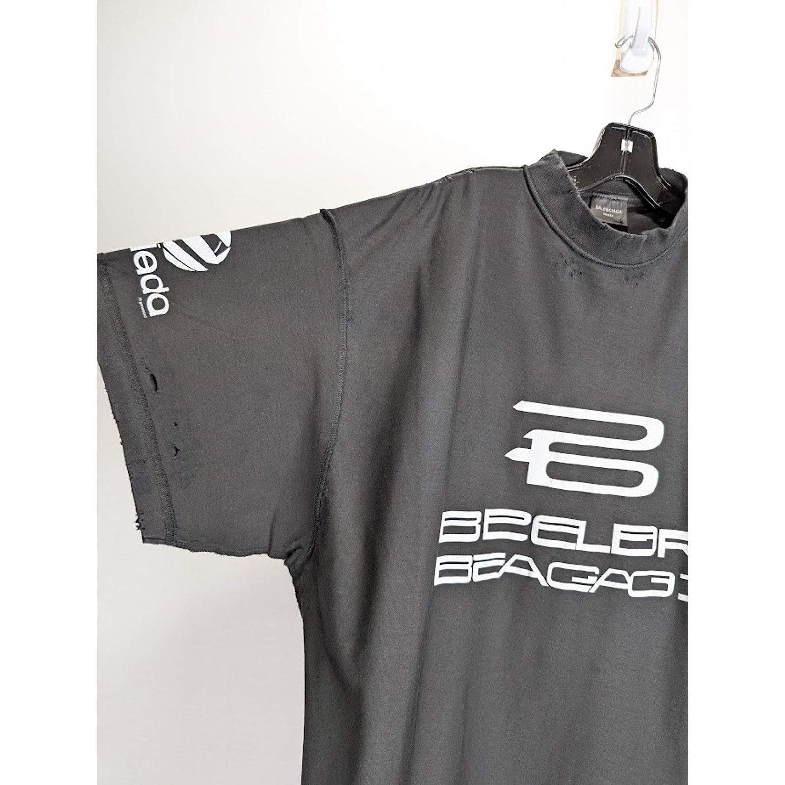 Balenciaga o1rshd1 Inside Out T-Shirt in Faded Black/White Size US L / EU 52-54 / 3 - 7 Thumbnail