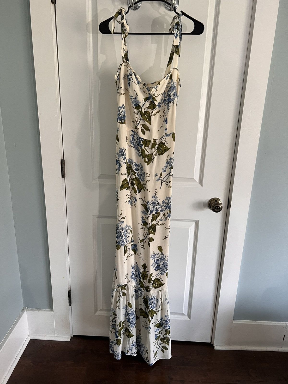 angel sleeve midi dress wedding guest Dresses at Rouge Natasha Angel Sleeve wrap Midi Dress in Cobalt and Go –  Rouge Boutique Inverness