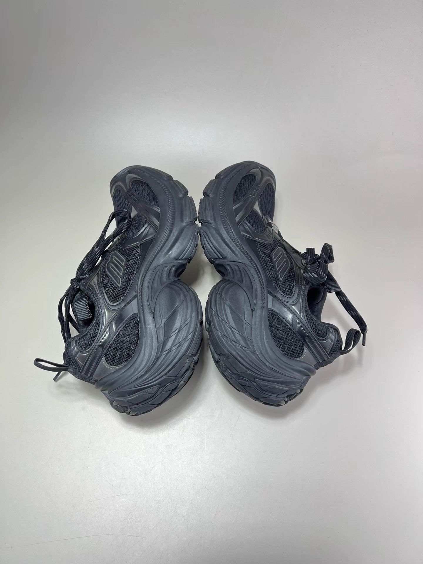 Balenciaga BALENCIAGA 10XL Black Runner Sneakers Size US 7 / EU 40 - 5 Thumbnail