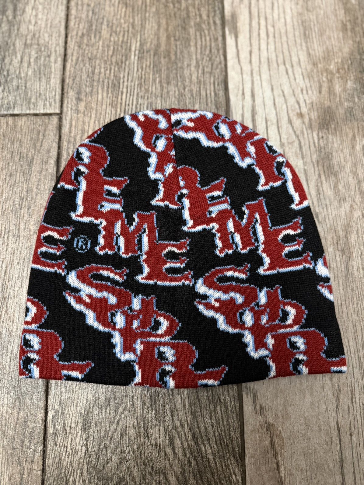 Supreme Supreme Slanted Gothic Outline Beanie Size ONE SIZE - 1 Thumbnail