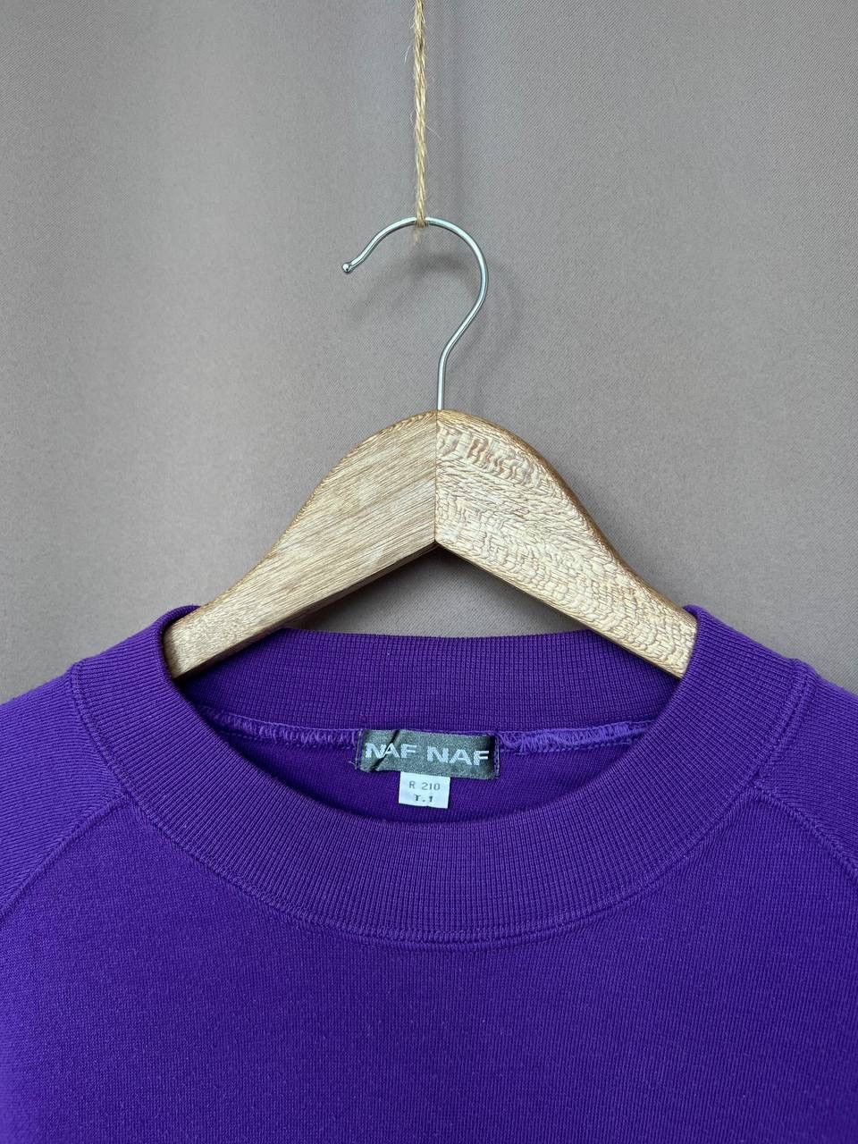 Vintage NAF NAF Embroidered Big Logo Sweatshirt Mens Size M/L Size US L / EU 52-54 / 3 - 10 Thumbnail