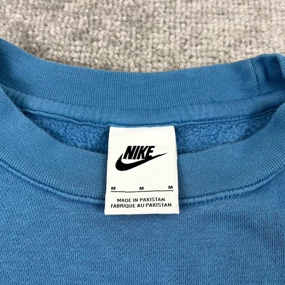 Nike Nike Sweatshirt Mens Medium Dutch Blue Crewneck Sport Essentials Embroidered Size US M / EU 48-50 / 2 - 4 Thumbnail