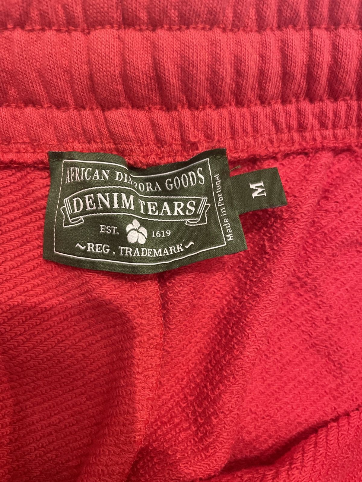 DENIM TEARS Denim Tears Cotton Wreath Sweatpants Red Size US 32 / EU 48 - 2 Thumbnail