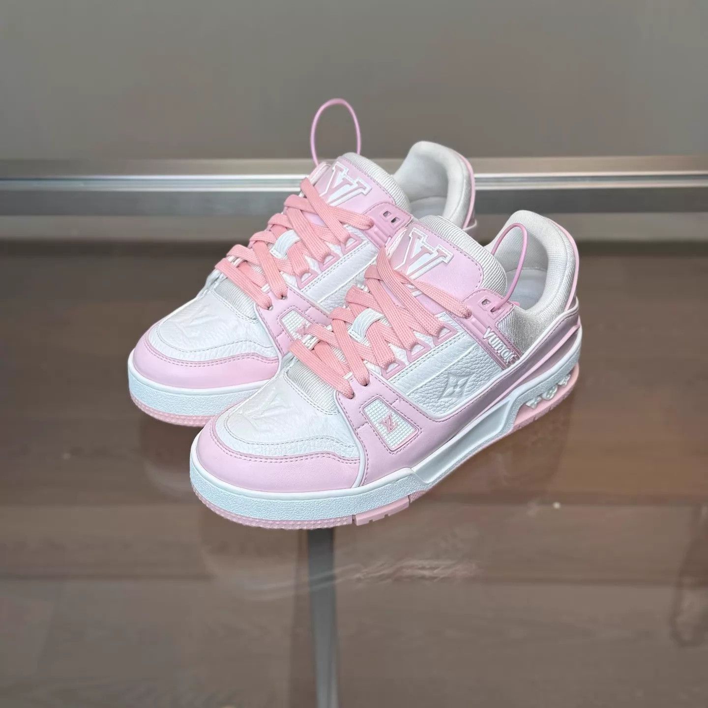 Louis Vuitton LV Trainer 25 White & Pink 36 98 DM1963 Size US 5.5 / IT 35.5 - 1 Thumbnail