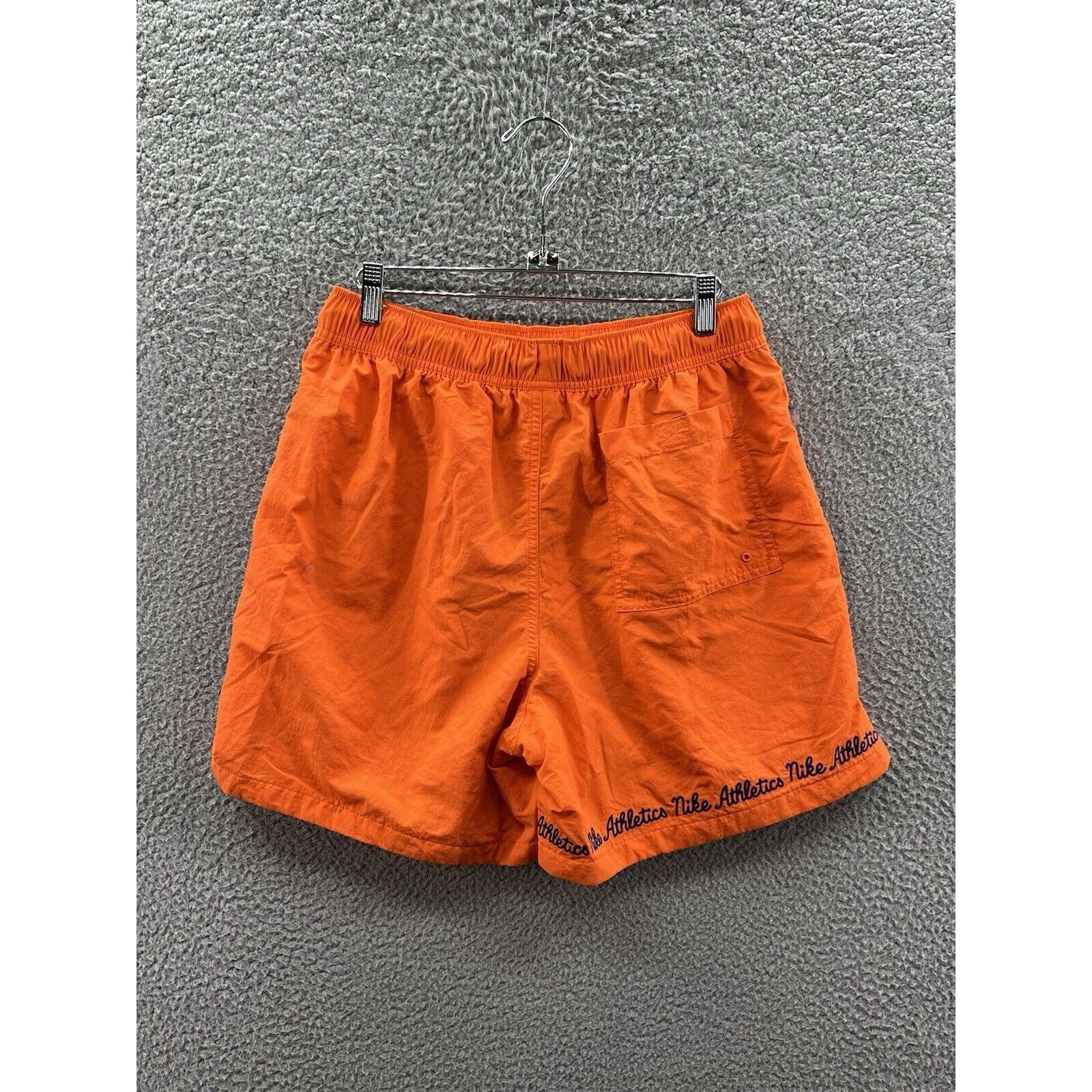 Nike Nike Club Varsity Flow Shorts Safety Orange Size Medium Size US 34 / EU 50 - 2 Thumbnail