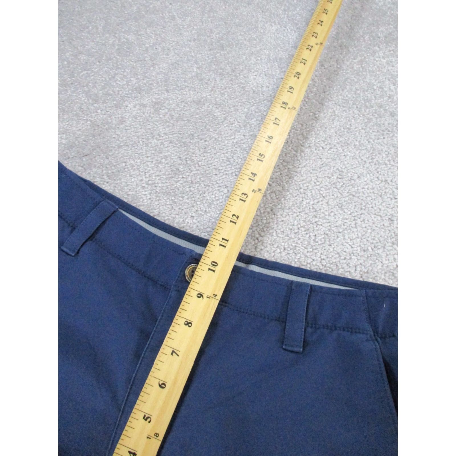 Under Armour Under Armour Shorts Mens 34 Navy Blue Chino Casual, Travel, Workwear 90s? Size US 34 / EU 50 - 7 Thumbnail