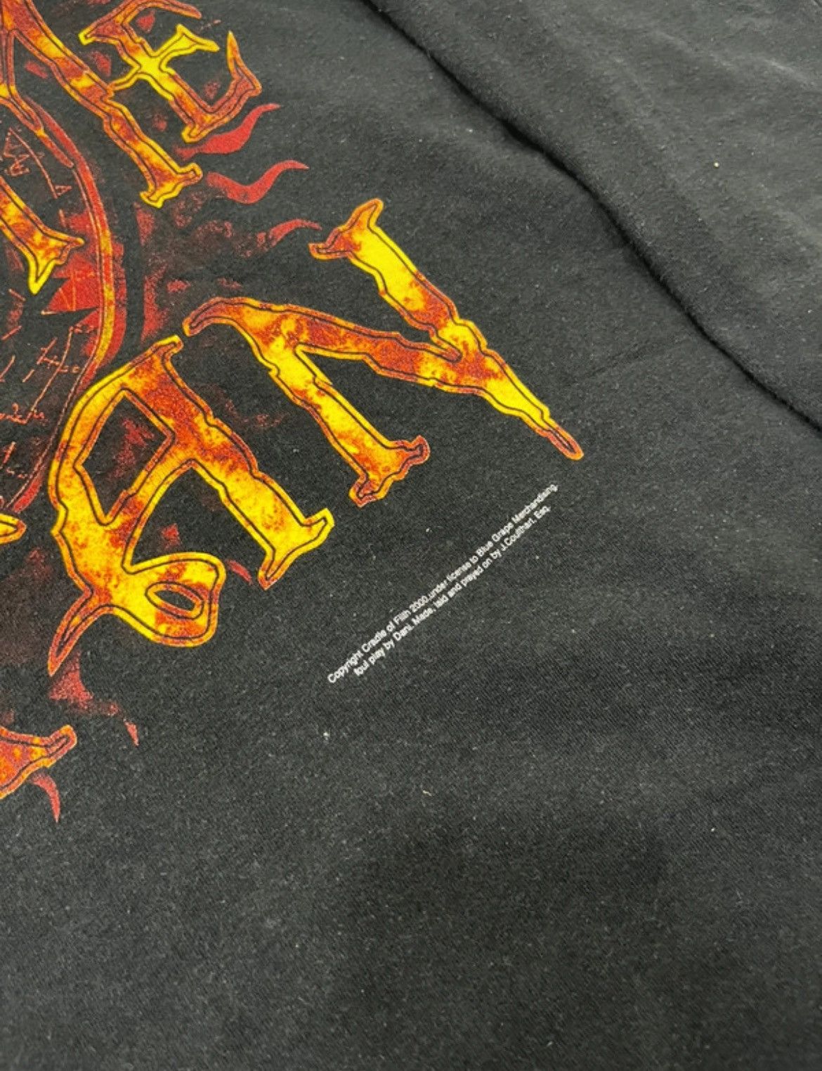Vintage Vintage 2000 Cradle of Filth Behind Me Satan 90s Band Tshirt Size US XL / EU 56 / 4 - 8 Thumbnail
