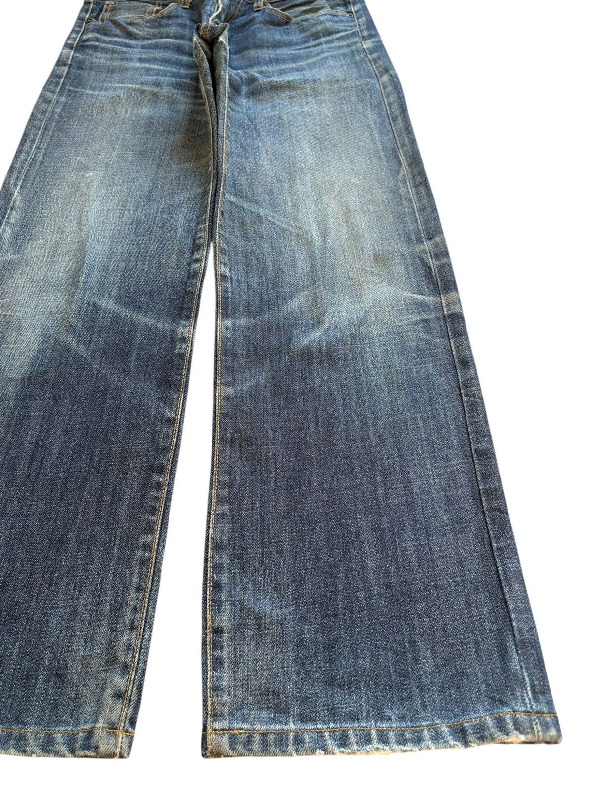 Uniqlo Vintage Uniqlo Blue Wash Loose Jeans Size US 32 / EU 48 - 7 Thumbnail