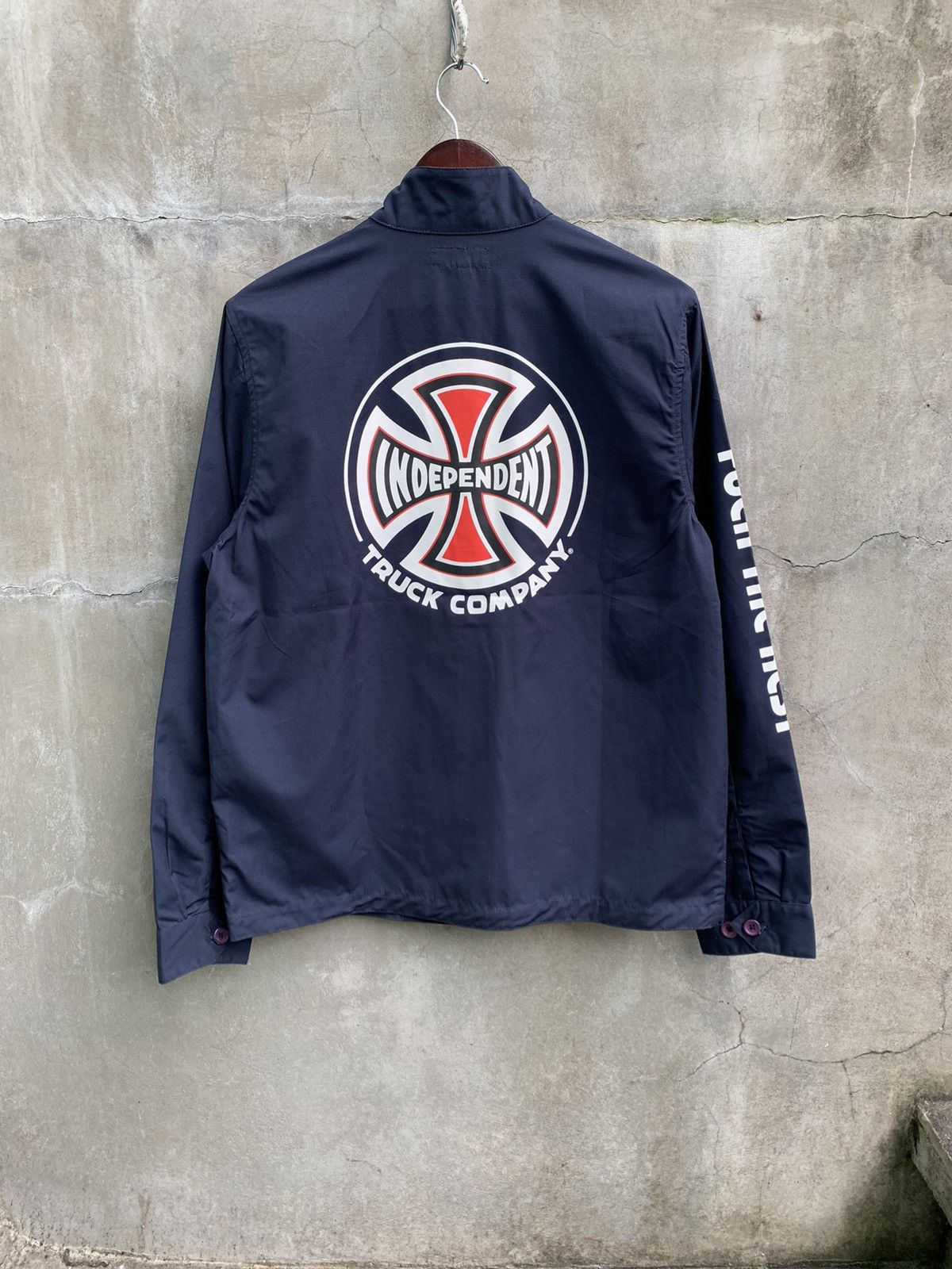 Supreme Independent Jacket | Grailed