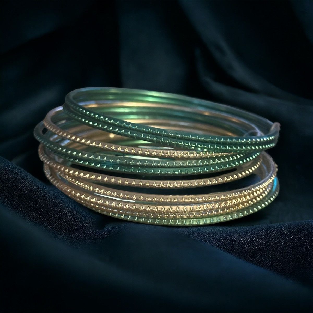 Other Green and gold thin bangle bracelets Size ONE SIZE - 1 Thumbnail