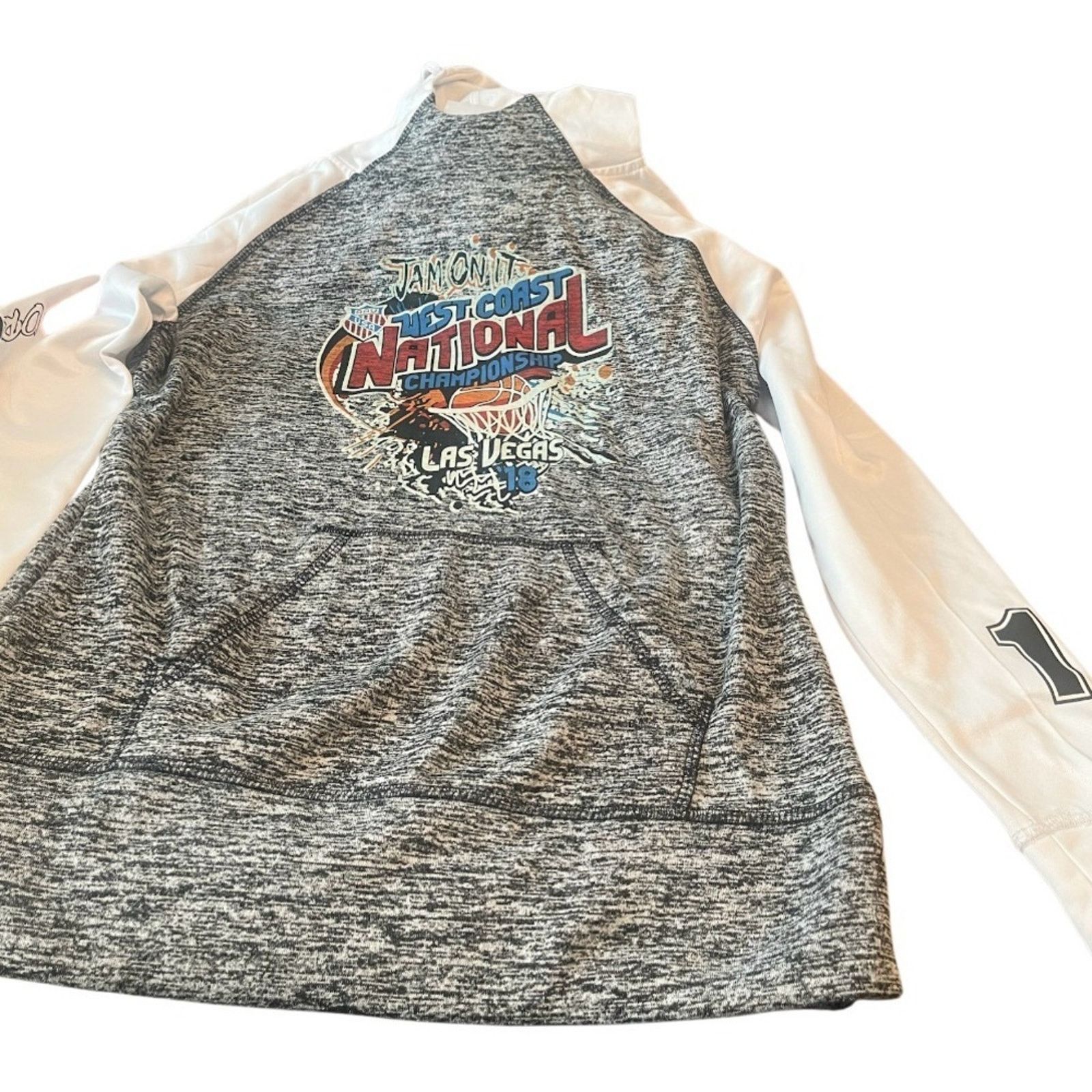 J. America J. America pullover hoodie, size medium Size M / US 6-8 / IT 42-44 - 1 Thumbnail