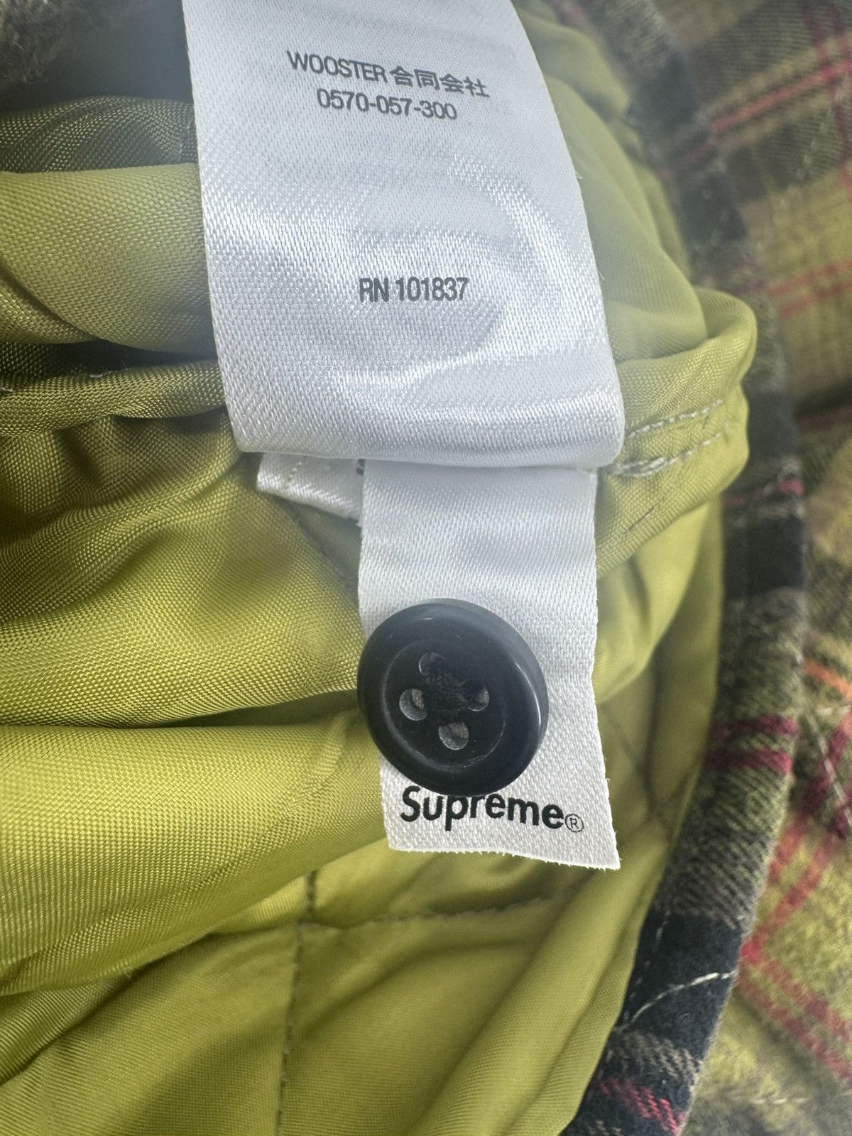 Supreme Supreme Quilted Plaid Flannel Shirt size medium Size US M / EU 48-50 / 2 - 7 Thumbnail