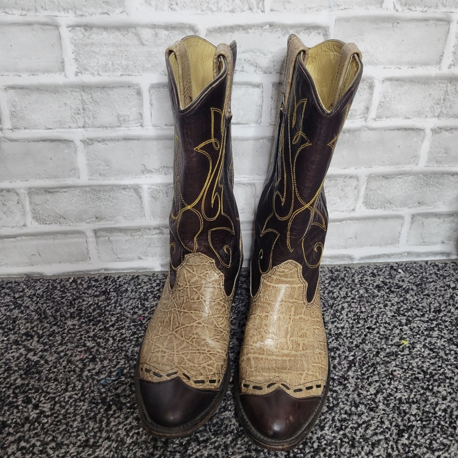 Vintage Double H Wingtip Tan & Brown Cowboy Boots, size 9D Size US 9 / EU 42 - 2 Thumbnail
