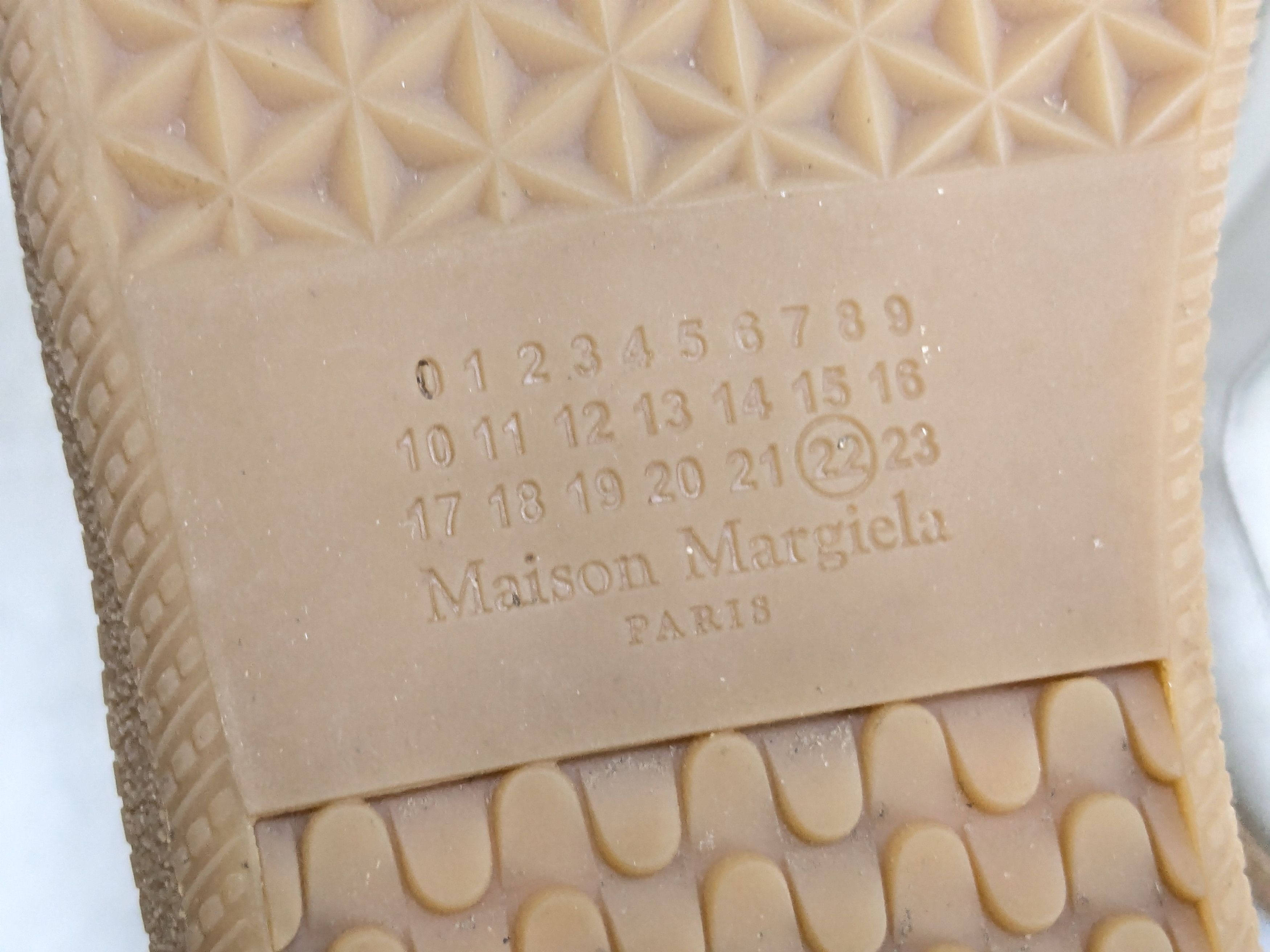 Maison Margiela Maison Margiela Replica GAT White Gray 11 44 Low Tops Size US 11 / EU 44 - 20 Thumbnail