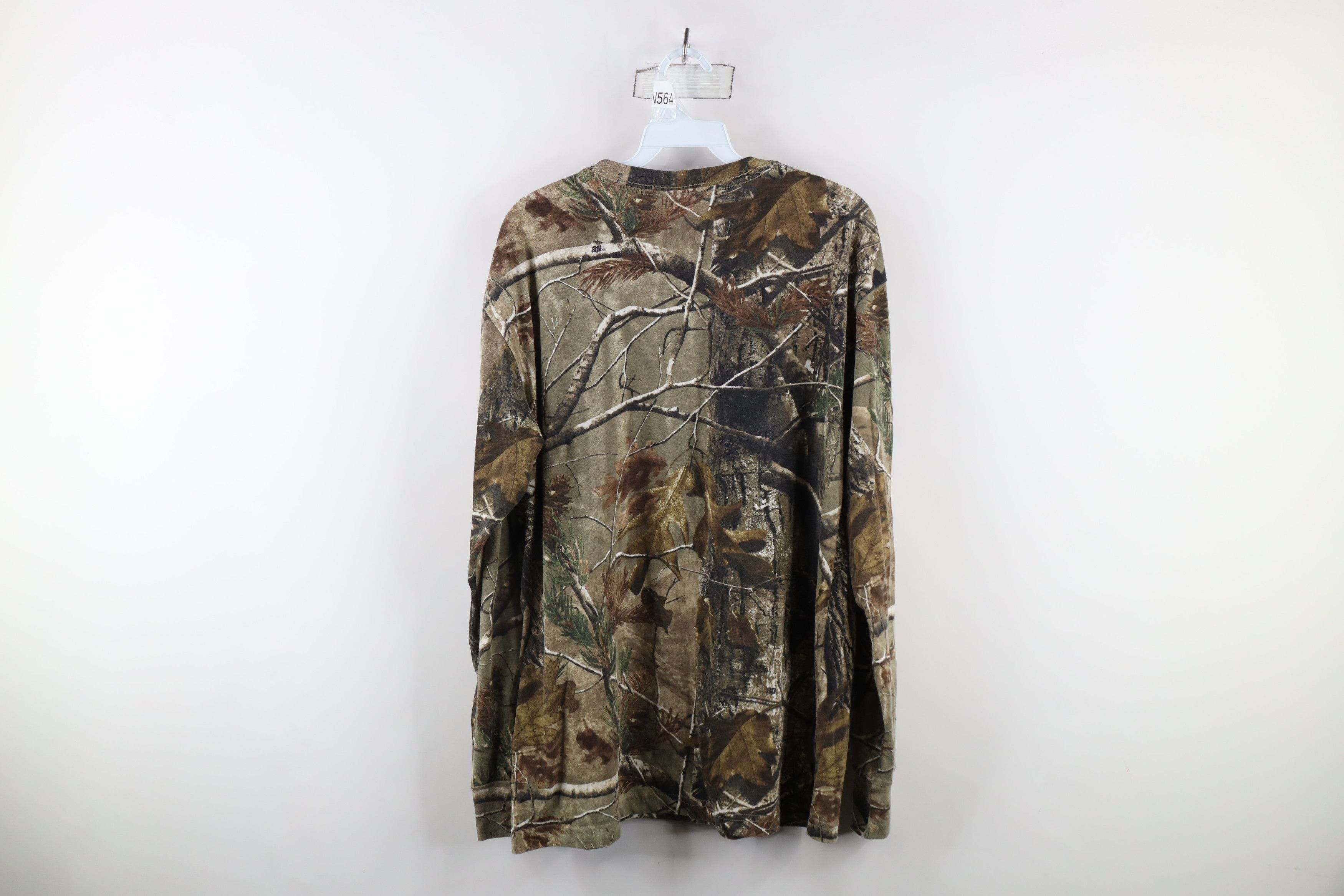 Vintage Vintage Realtree Camouflage Spell Out Long Sleeve T-Shirt Size US L / EU 52-54 / 3 - 7 Thumbnail