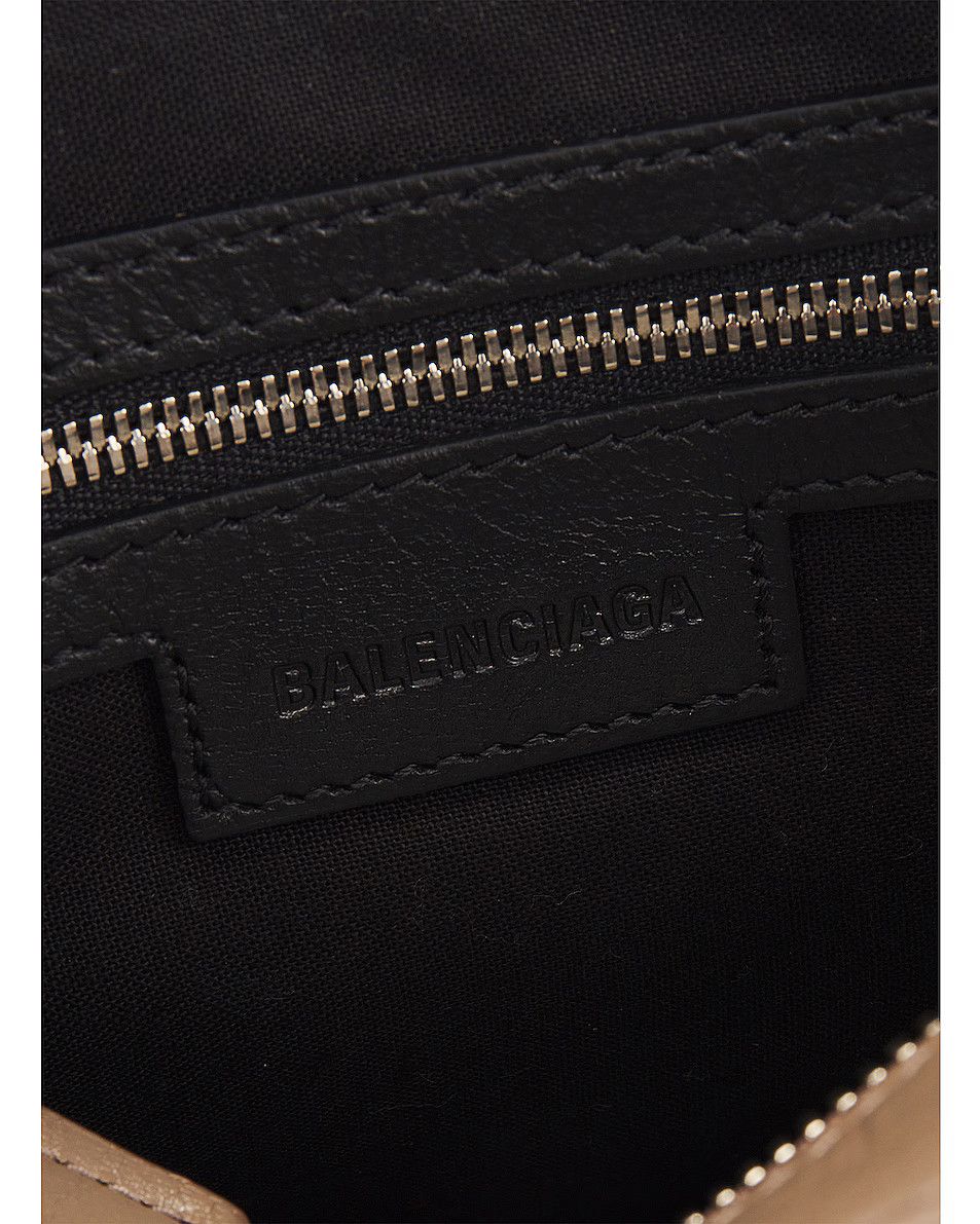 Balenciaga o1srvl11e1124 Size: OS / Neo Cagole XS Handbag in Brown Size ONE SIZE - 7 Thumbnail