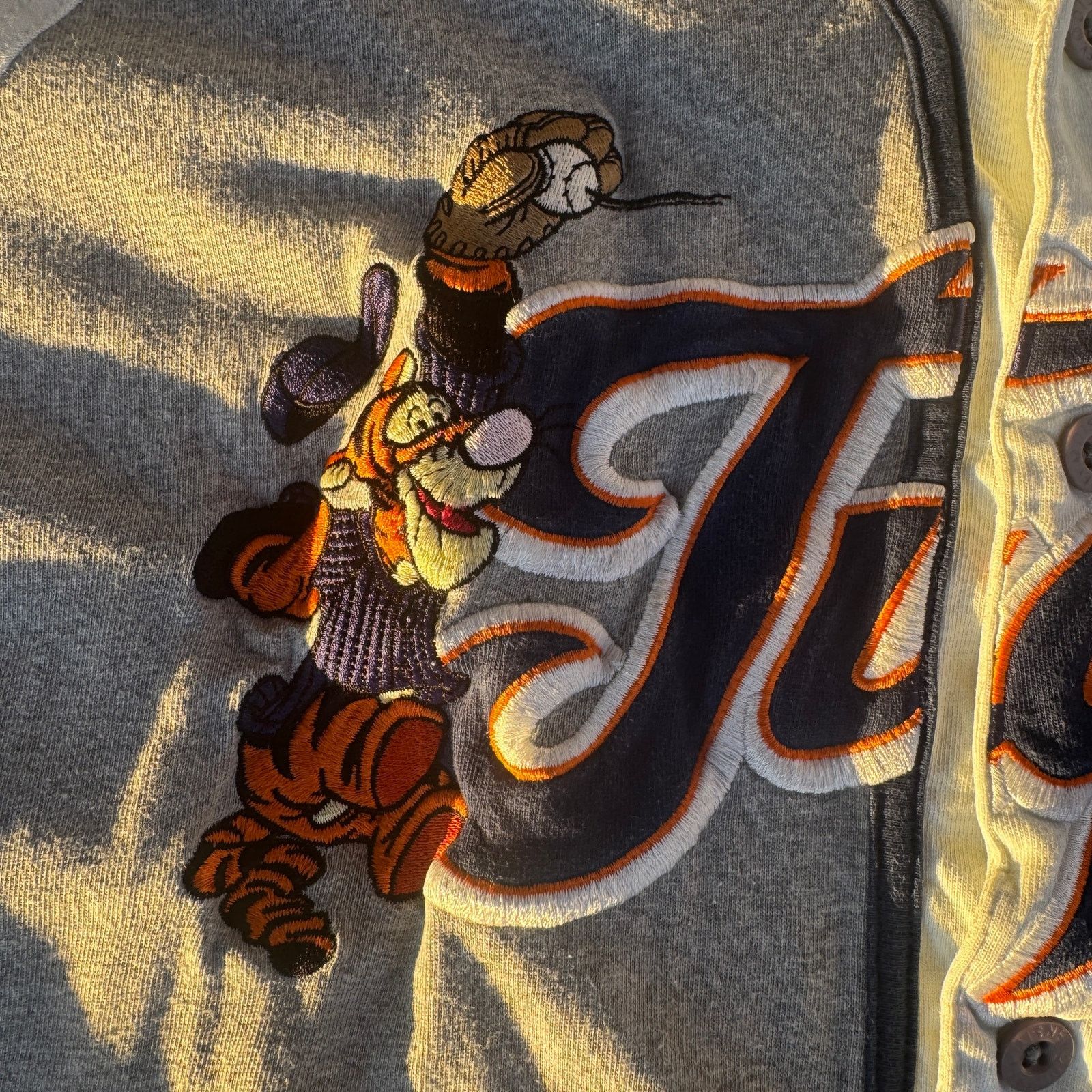 Disney 90s The Disney Store Tigger Baseball Jersey Size US L / EU 52-54 / 3 - 3 Thumbnail