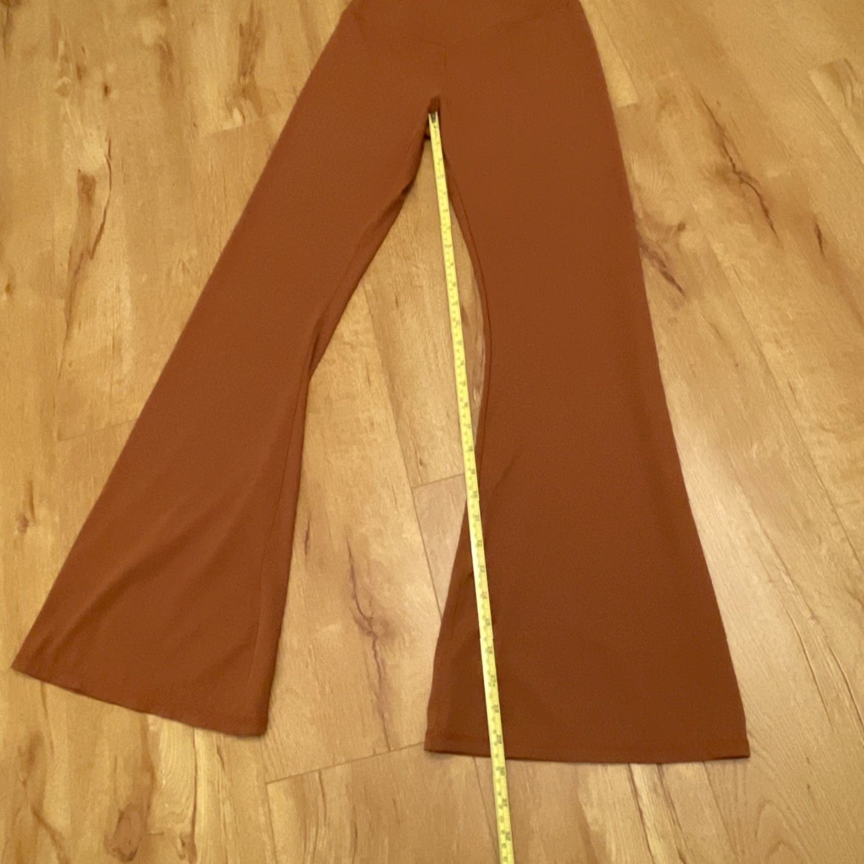 Rusty Sunzel Pants Women's Medium Orange Rust Leggings Crossover Flared Active Yoga Size 32" / US 10 / IT 46 - 7 Thumbnail