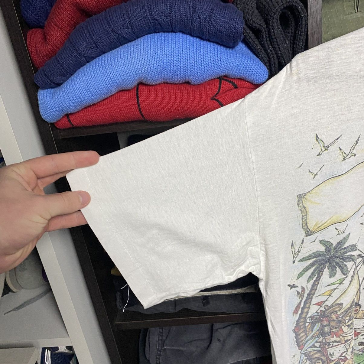 Vintage Vintage 90’s Big Graphic Logo single stitch USA tee size L Size US L / EU 52-54 / 3 - 4 Thumbnail