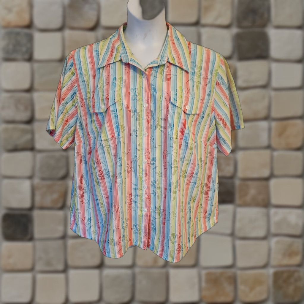 Vintage VINTAGE Alfred Dunner Woman Floral Red Green Blue Stripe Short Sleeve Camp Shirt 22W Size 3XL / US 20-22 - 1 Thumbnail