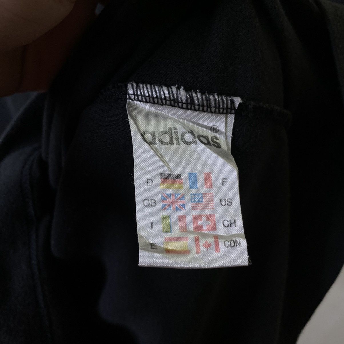 Adidas 1990s Adidas Essential Embroidered Logo T Shirt Size US M / EU 48-50 / 2 - 4 Thumbnail