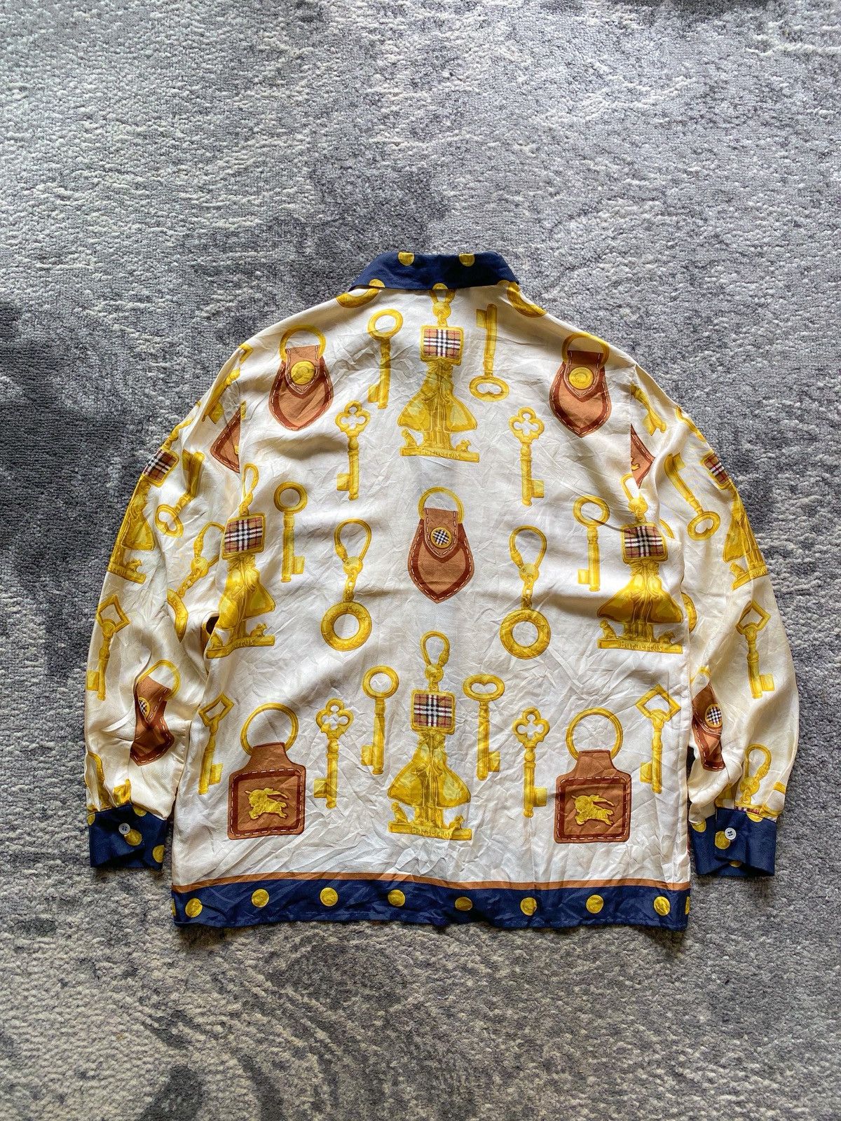 Burberry Vtg Burberry Silk Baroque Print Shirt Size US M / EU 48-50 / 2 - 12 Thumbnail