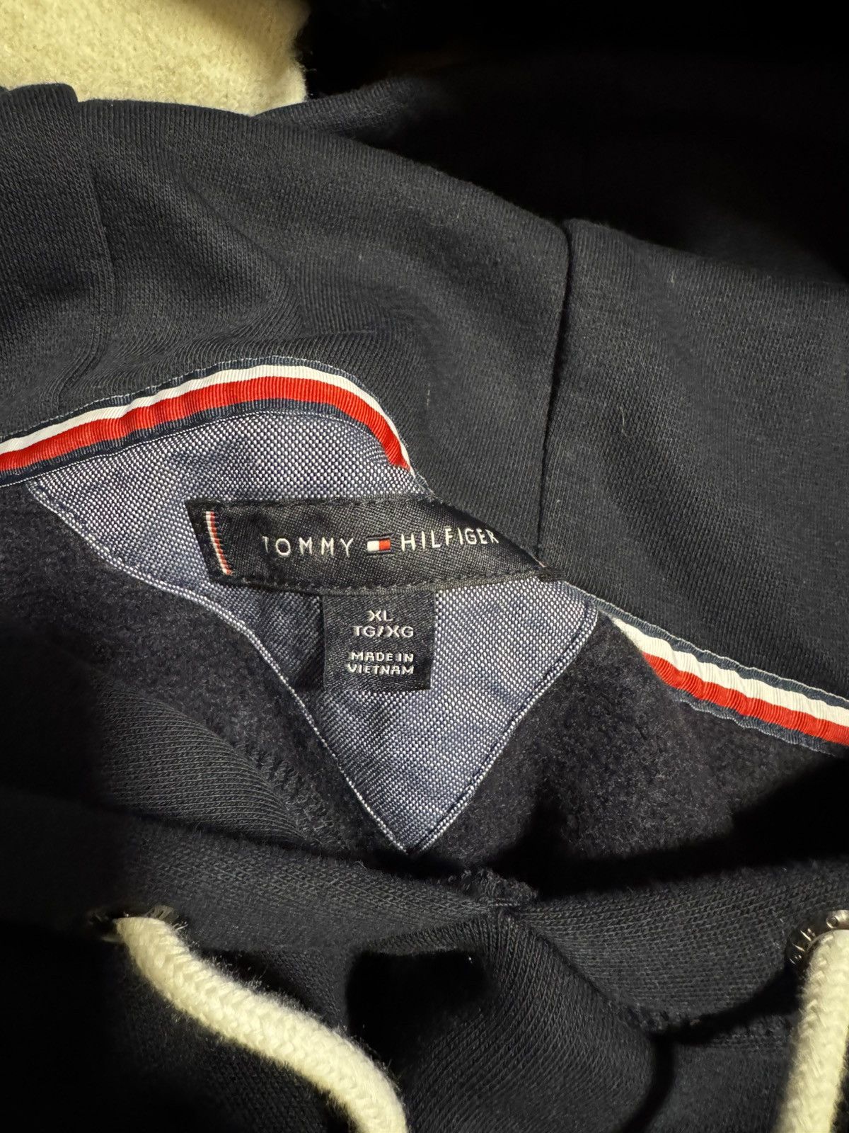 Tommy Hilfiger Tommy Hilfiger hoodie with embroidered logo hoodie Size US XL / EU 56 / 4 - 3 Thumbnail