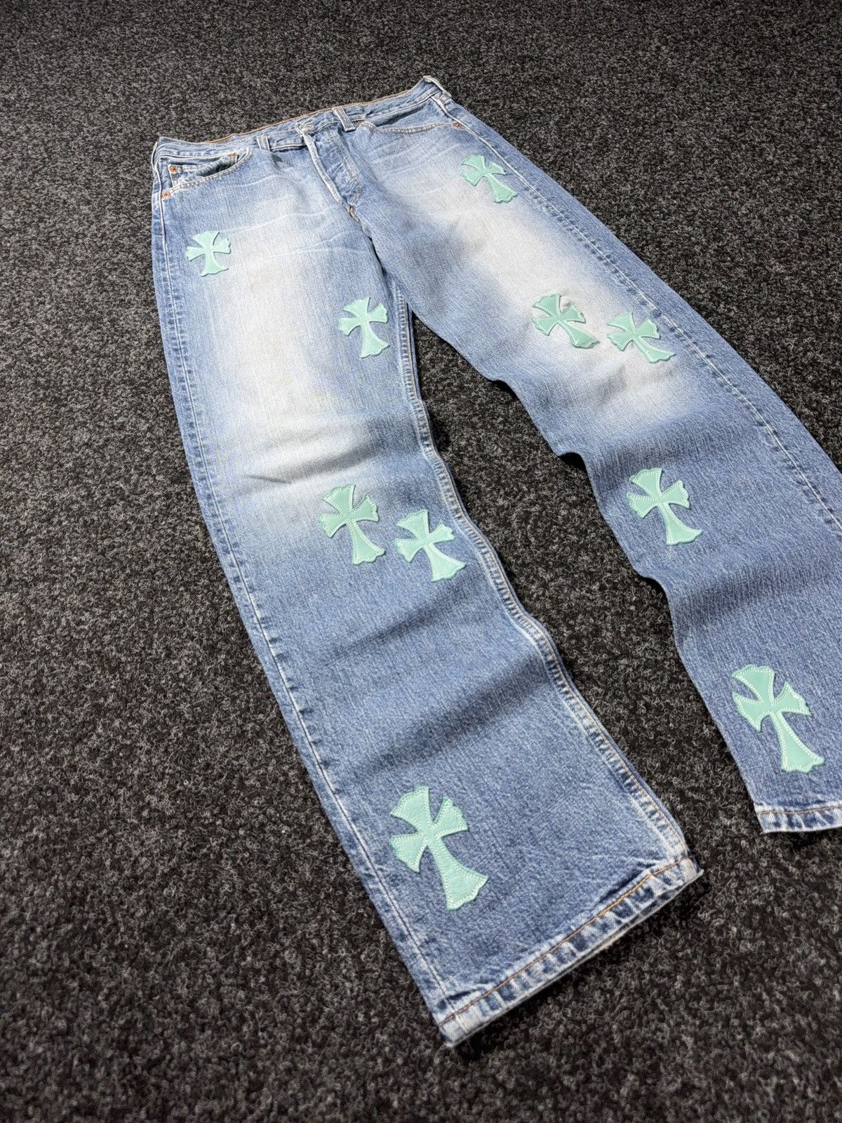 Levi's Vintage💥 90s ‼️Custom Chrome Hearts Style Cross Denim Jeans Size US 32 / EU 48 - 2 Thumbnail