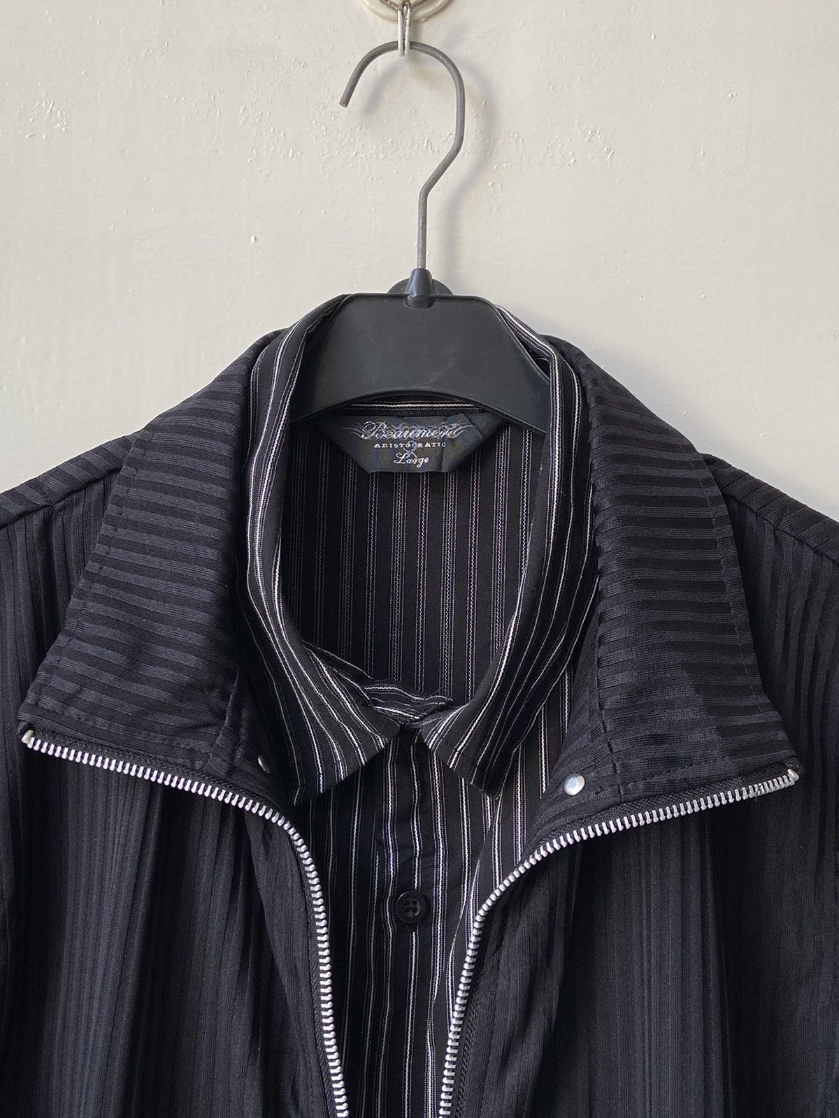 If Six Was Nine Beaumere Aristocratic Black Zipper Shirt Size US S / EU 44-46 / 1 - 4 Thumbnail