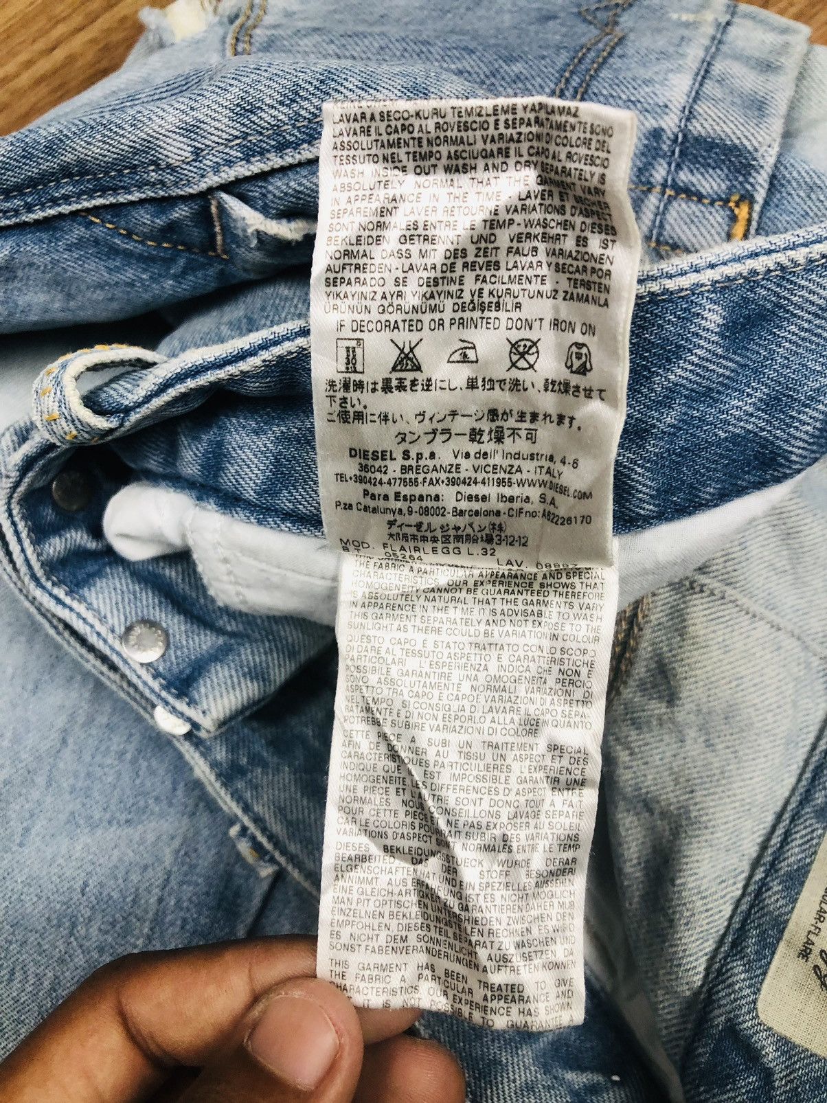 Diesel Diesel Flairlegg Regular Flare Jeans (37) Size 26" / US 2 / IT 38 - 14 Thumbnail