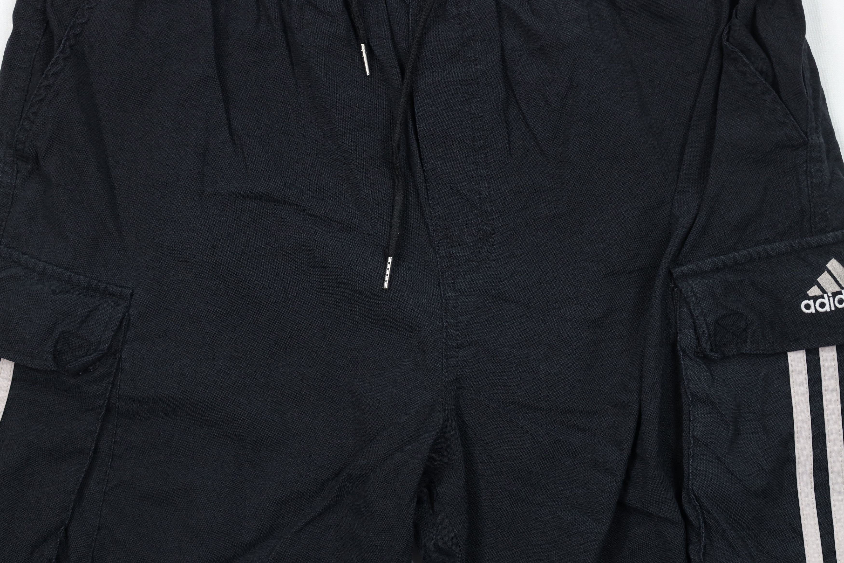 Adidas Vintage 90s Adidas Striped Cargo Shorts Black Polyester Size US 36 / EU 52 - 3 Thumbnail