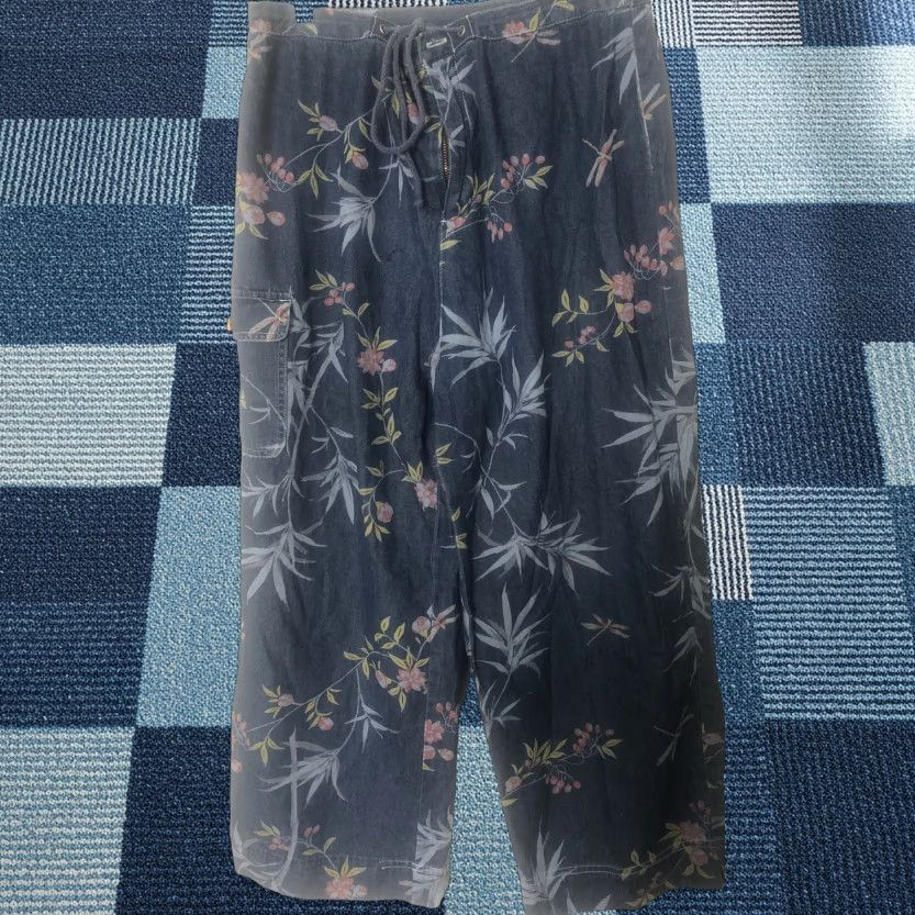 Vintage VINTAGE Sag Harbor Pants Floral Capri Straight Women S Blue 100% Cotton Relaxed 90s Pockets Easy Care Size 28" / US 6 / IT 42 - 1 Thumbnail