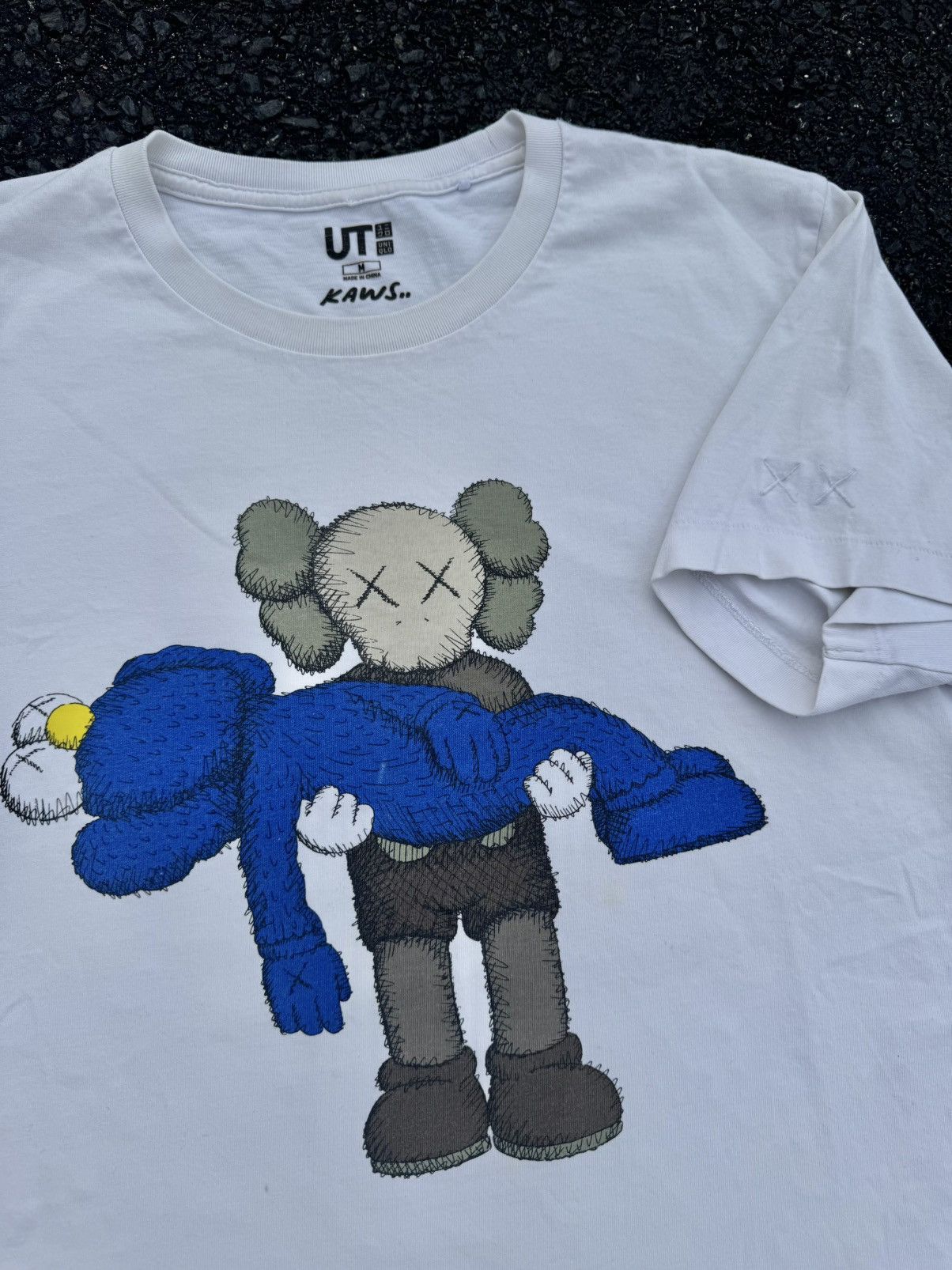 Kaws × Uniqlo Kaws Companion Uniqlo T-Shirt Size US M / EU 48-50 / 2 - 6 Thumbnail