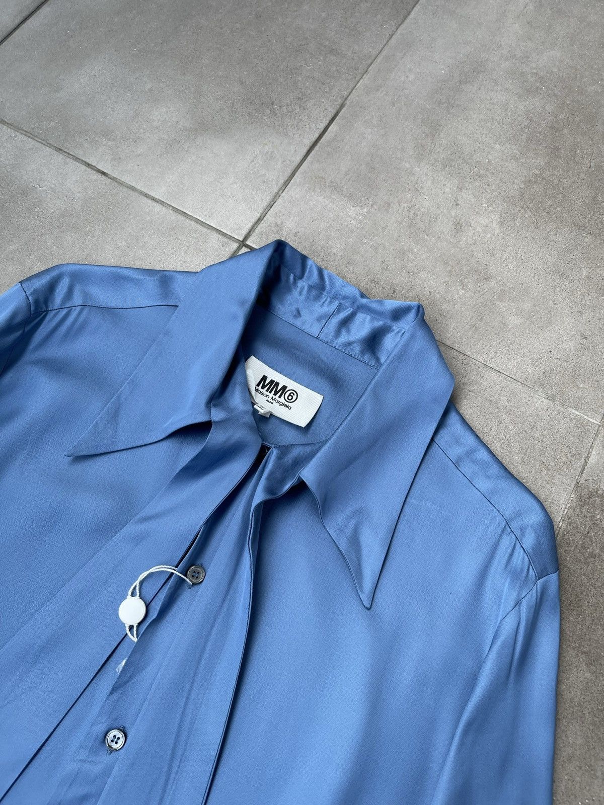 Maison Margiela !DS! SS22 Maison Margiela Bow Blue Viscose Shirt Size L / US 10 / IT 46 - 13 Thumbnail