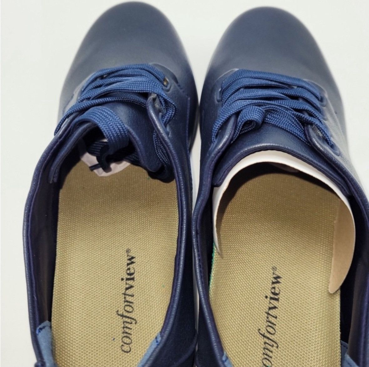 Vintage NEW OLD STOCK Vintage Blue Low Top Classic Sneakers with Box Size US 7.5 / IT 37.5 - 7 Thumbnail