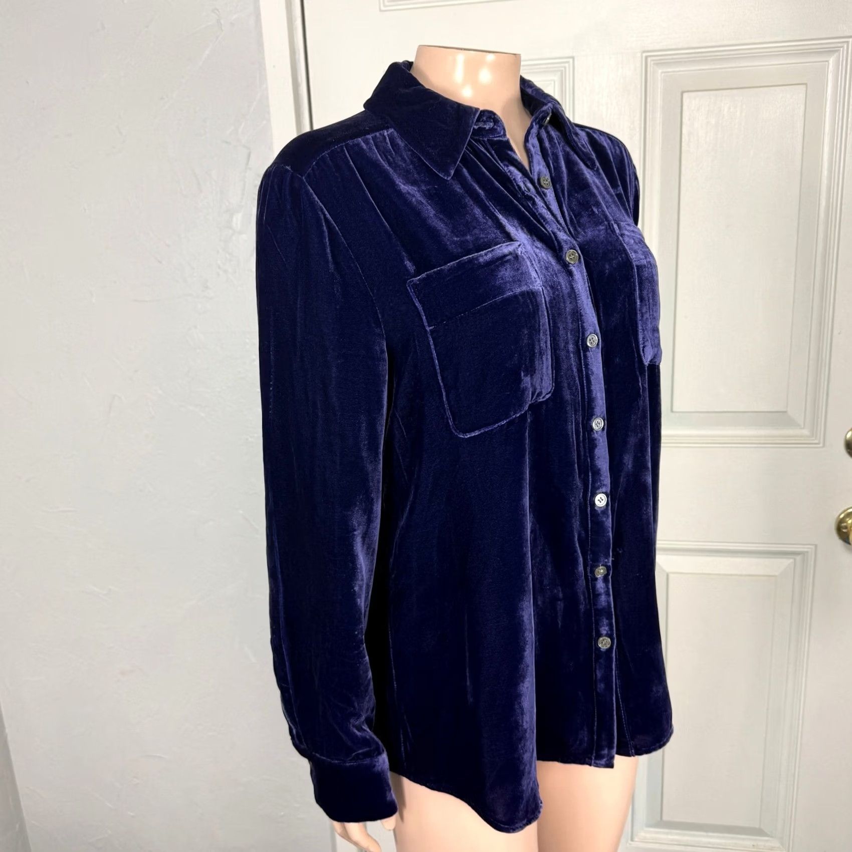 Vintage Sundance Women's Shirt XS Velvet Long Sleeve Button Bohemian Casual Size XS / US 0-2 / IT 36-38 - 4 Thumbnail