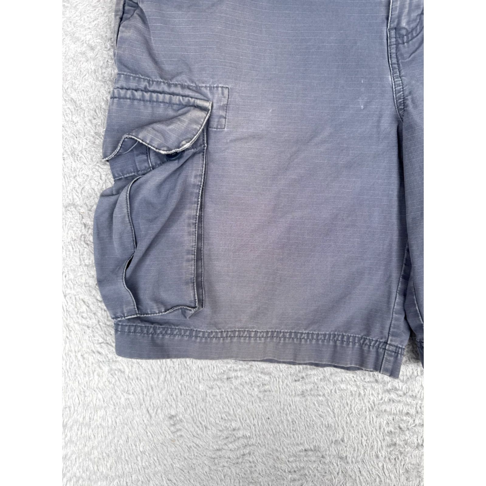 Tommy Hilfiger VINTAGE Tommy Hilfiger Cargo Shorts Men 31 Blue Cotton Rip-Stop 10 Inseam Casual Workwear 90s? Size US 31 - 3 Thumbnail