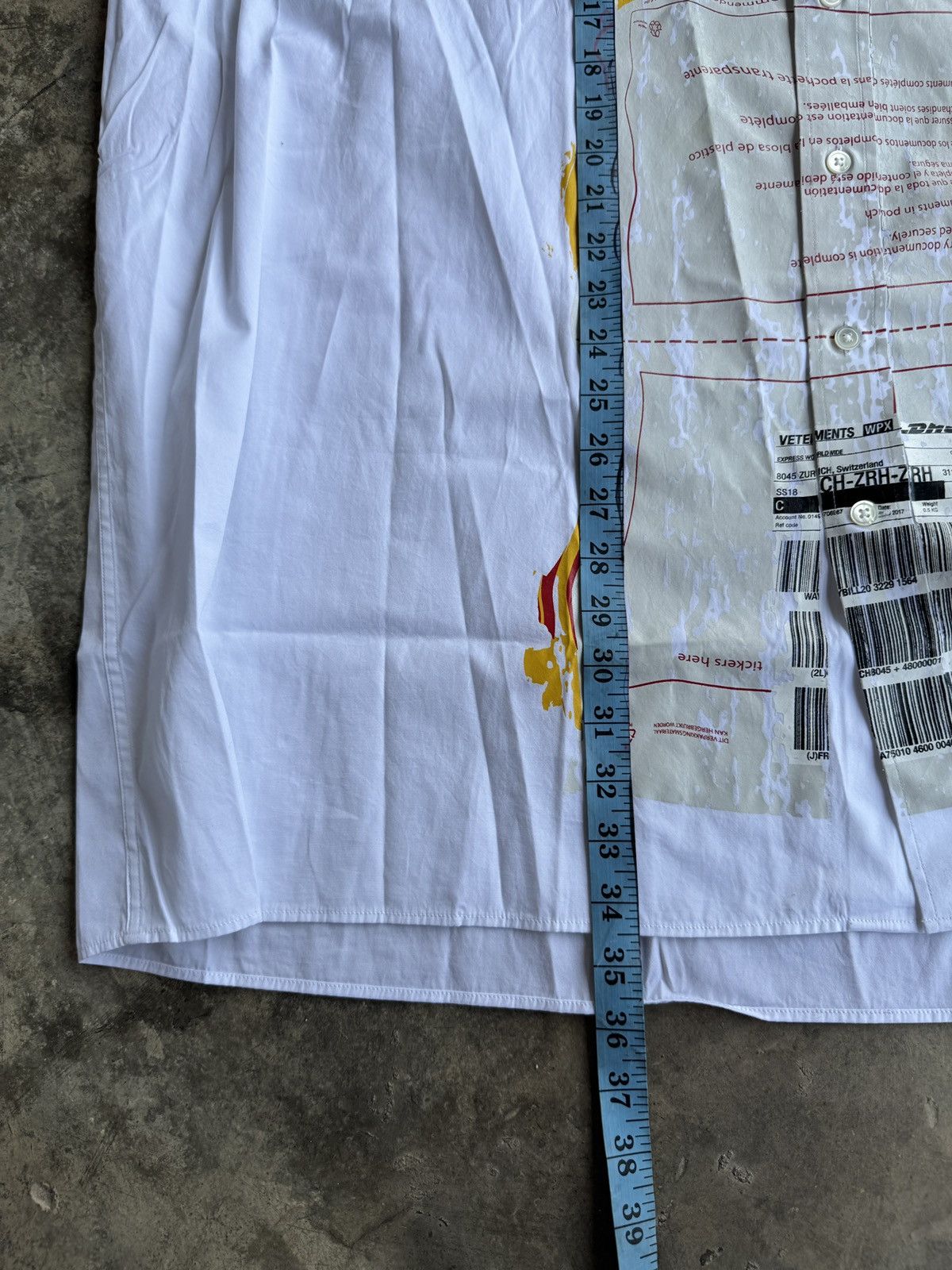 Vetements *RARE* VETEMENTS X DHL DEMNA OVERPRINT SHIRT LABEL OG Size US M / EU 48-50 / 2 - 12 Thumbnail