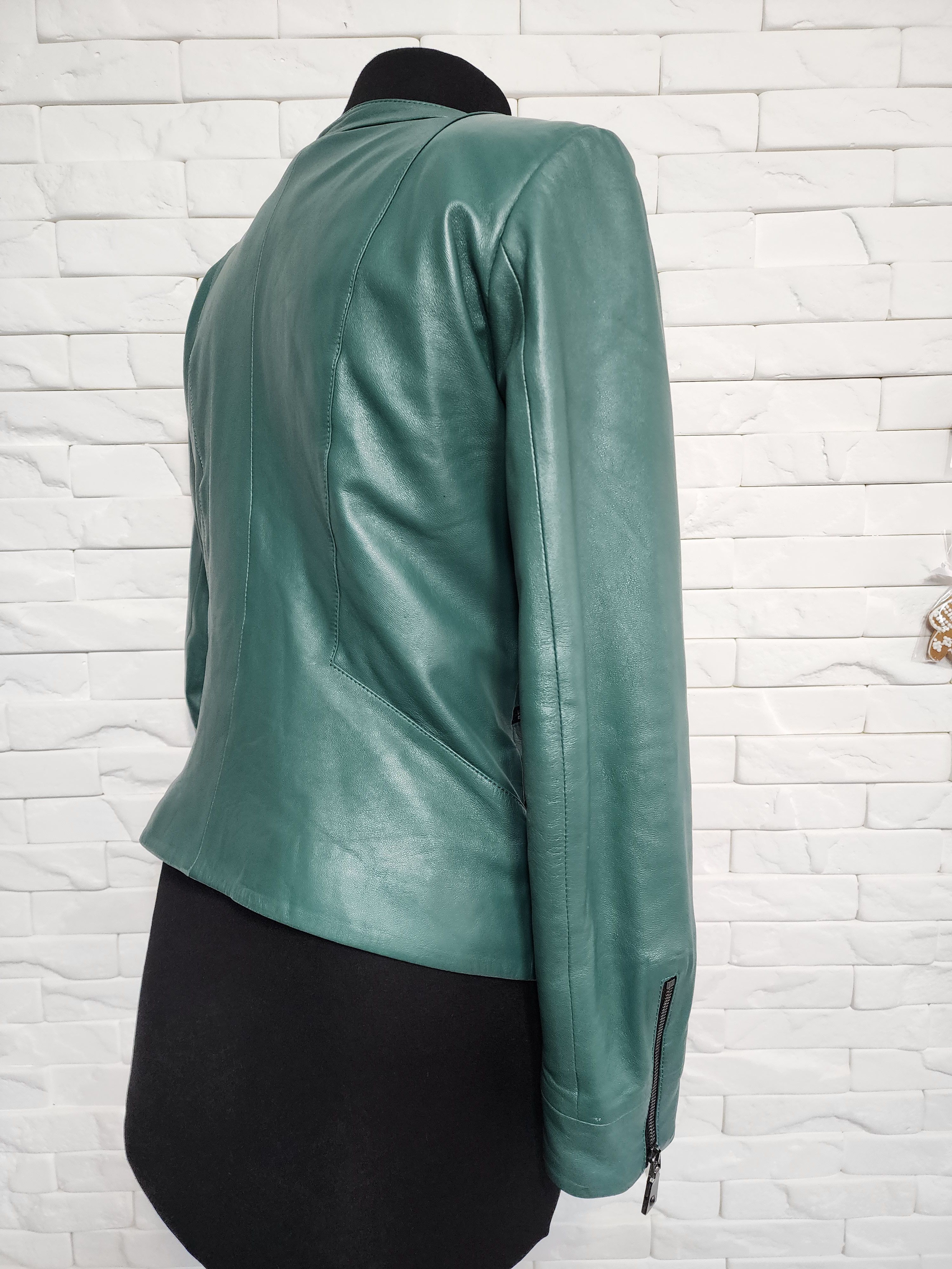 Other Green Leather Jacket: Women's Genuine Zippered Coat. Size M. Size M / US 6-8 / IT 42-44 - 5 Thumbnail